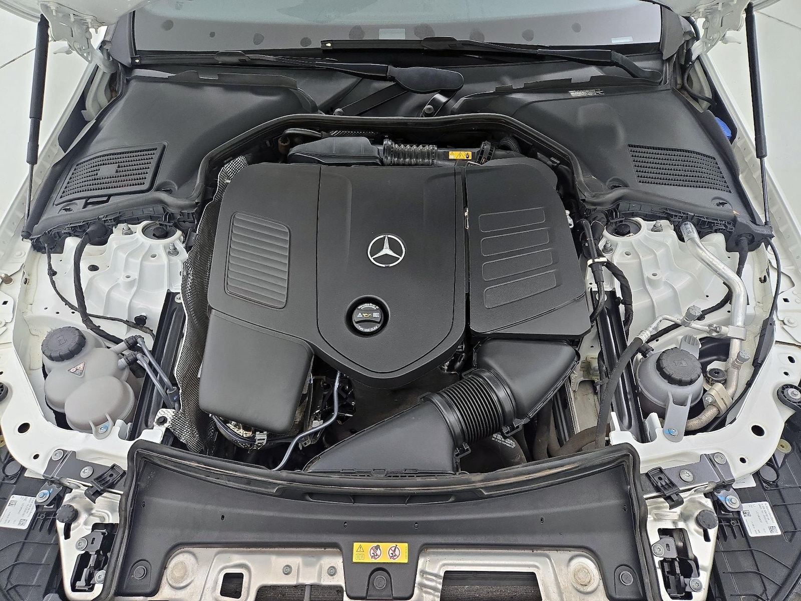 2024 Mercedes-Benz C-Class Sedan C 300 - Photo 23