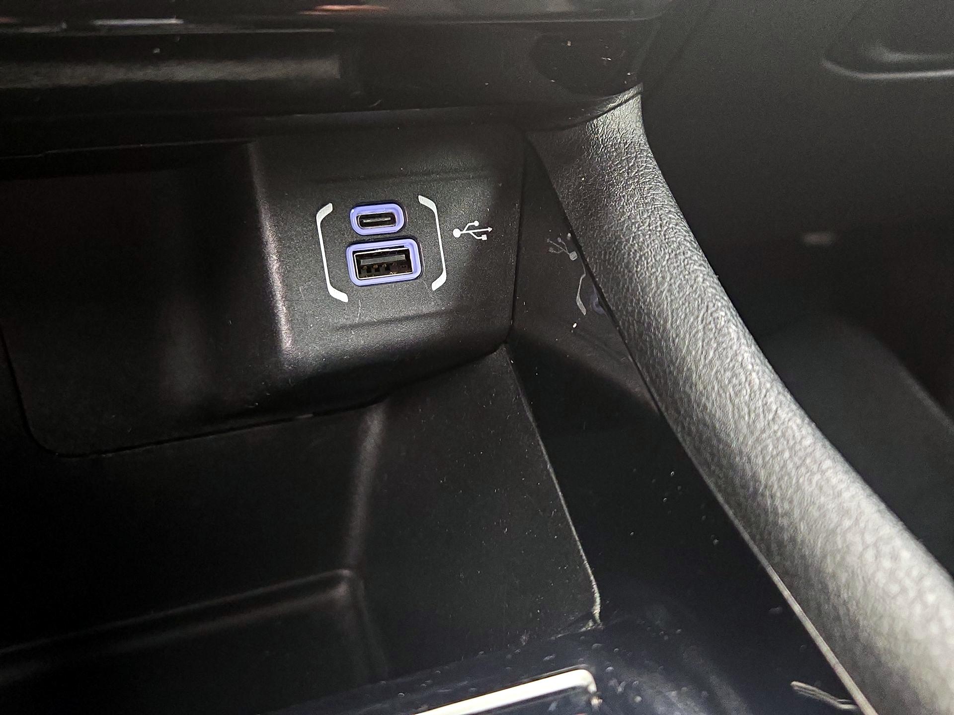 Thumbnail: 2023 Jeep Compass - 18