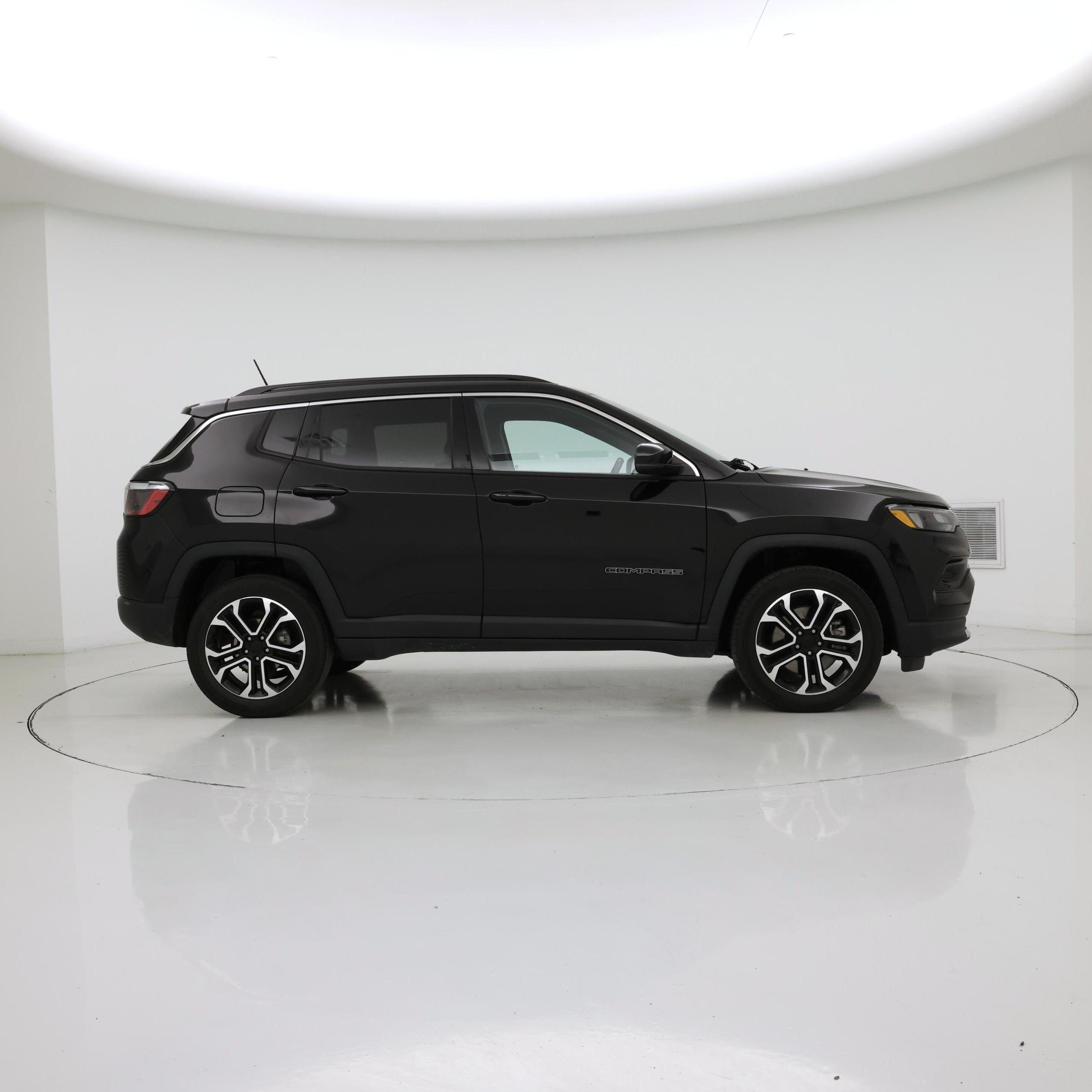 Thumbnail: 2023 Jeep Compass - 7