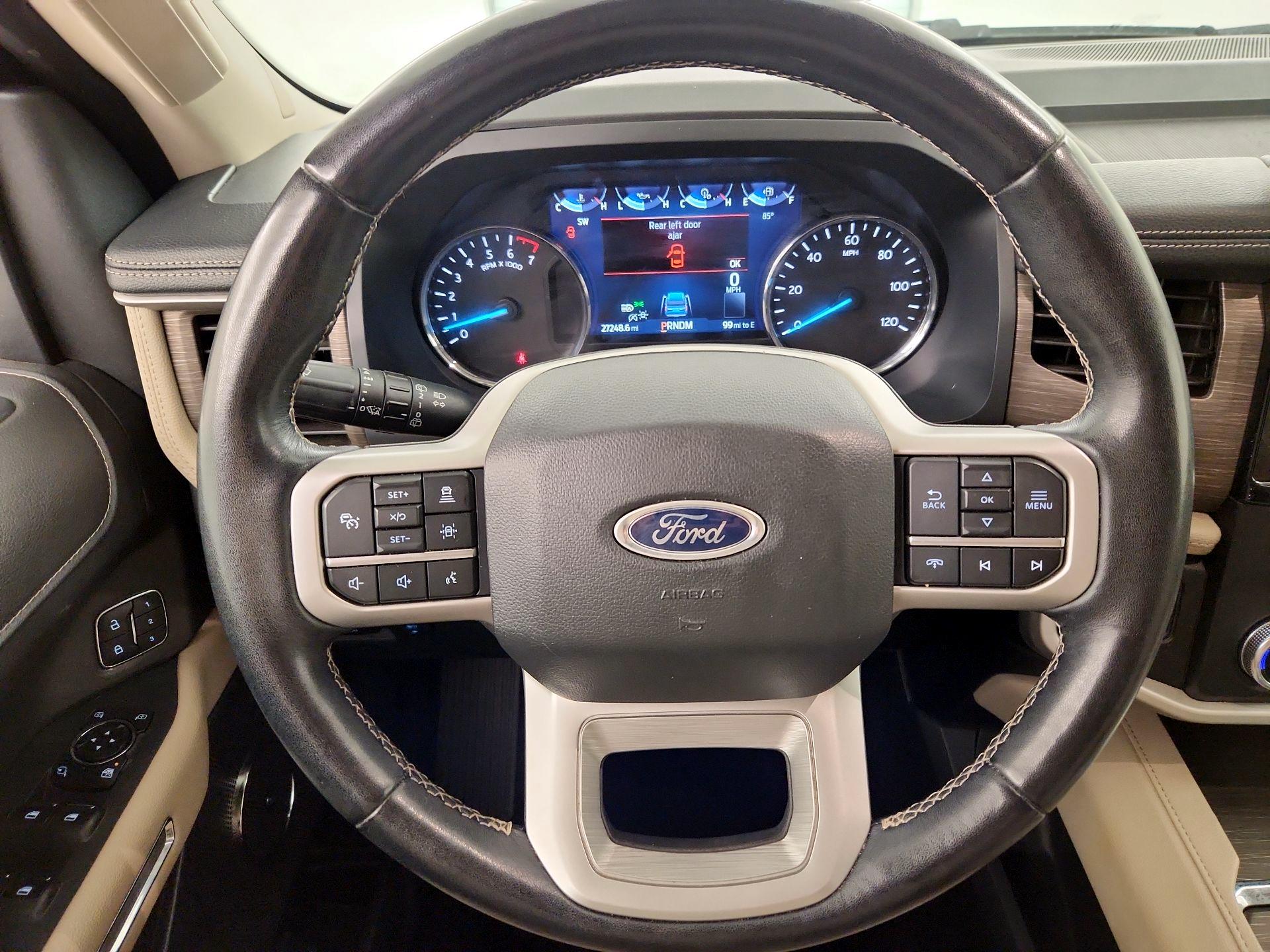 Thumbnail: 2023 Ford Expedition - 10