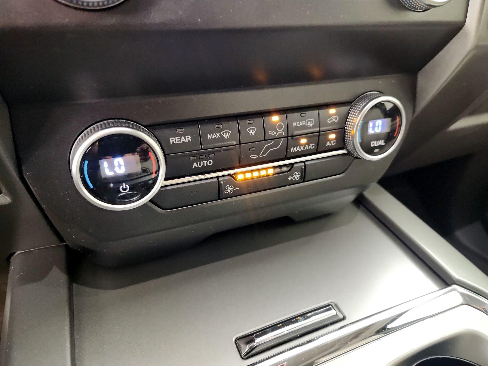 Thumbnail: 2021 Ford Expedition - 16