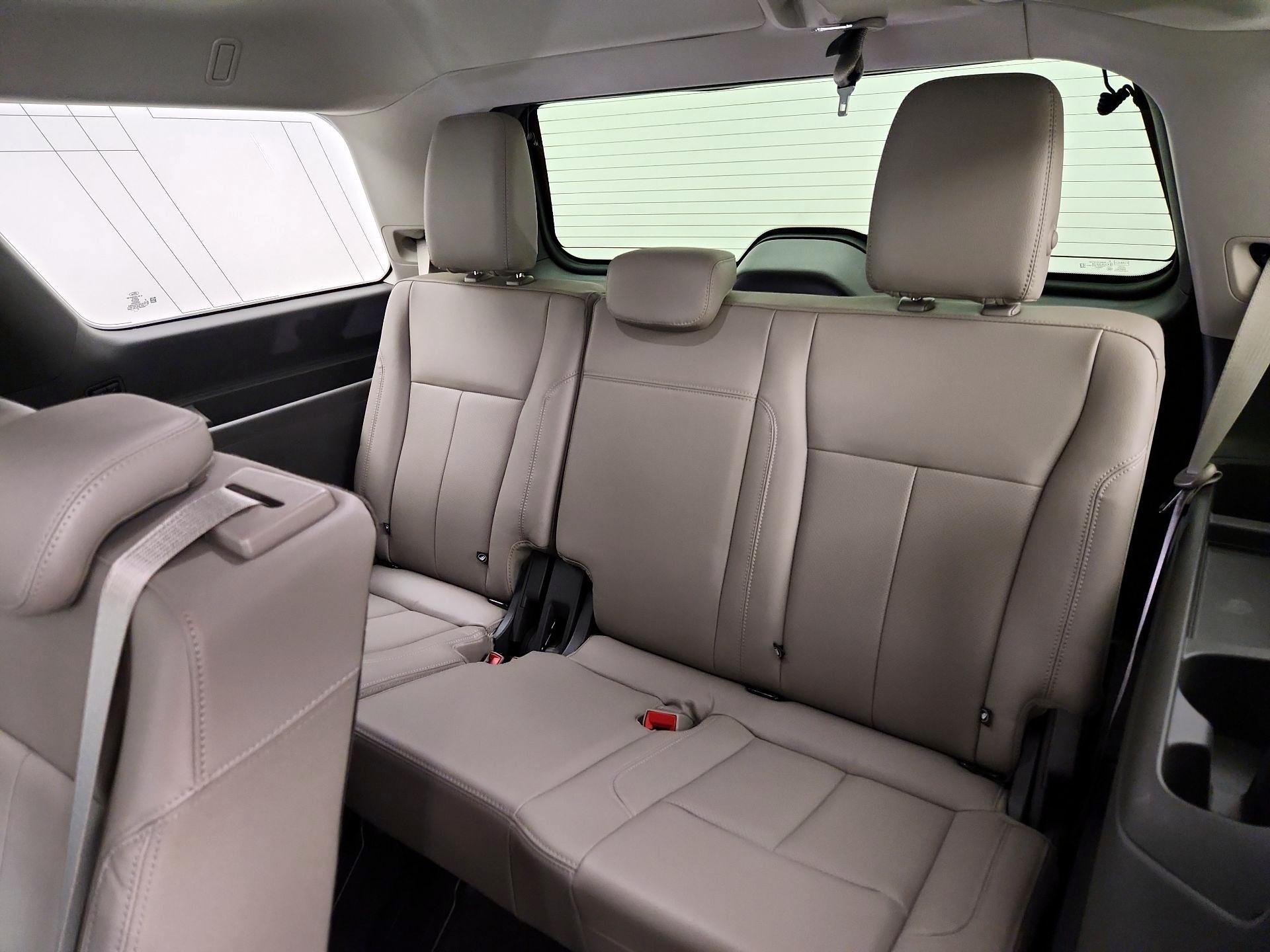 Thumbnail: 2021 Ford Expedition - 20