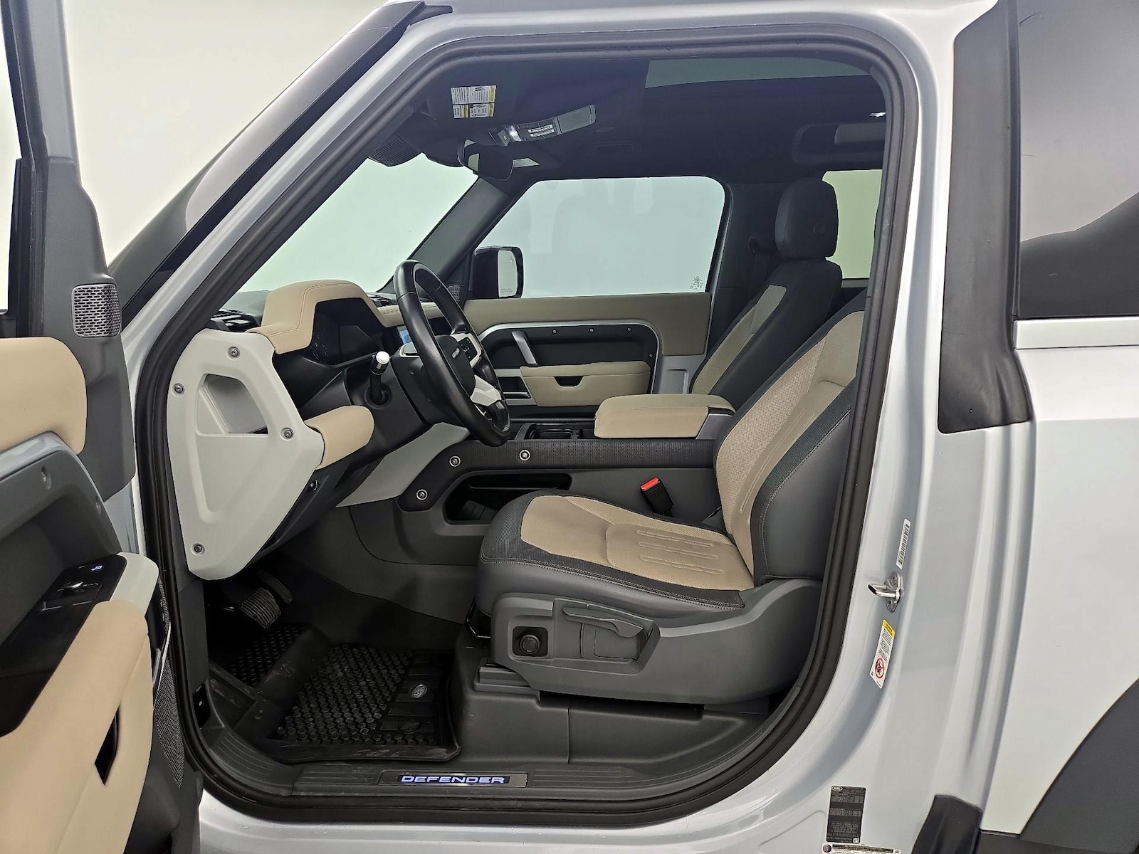 2022 Land Rover Defender X-Dynamic S - Photo 12