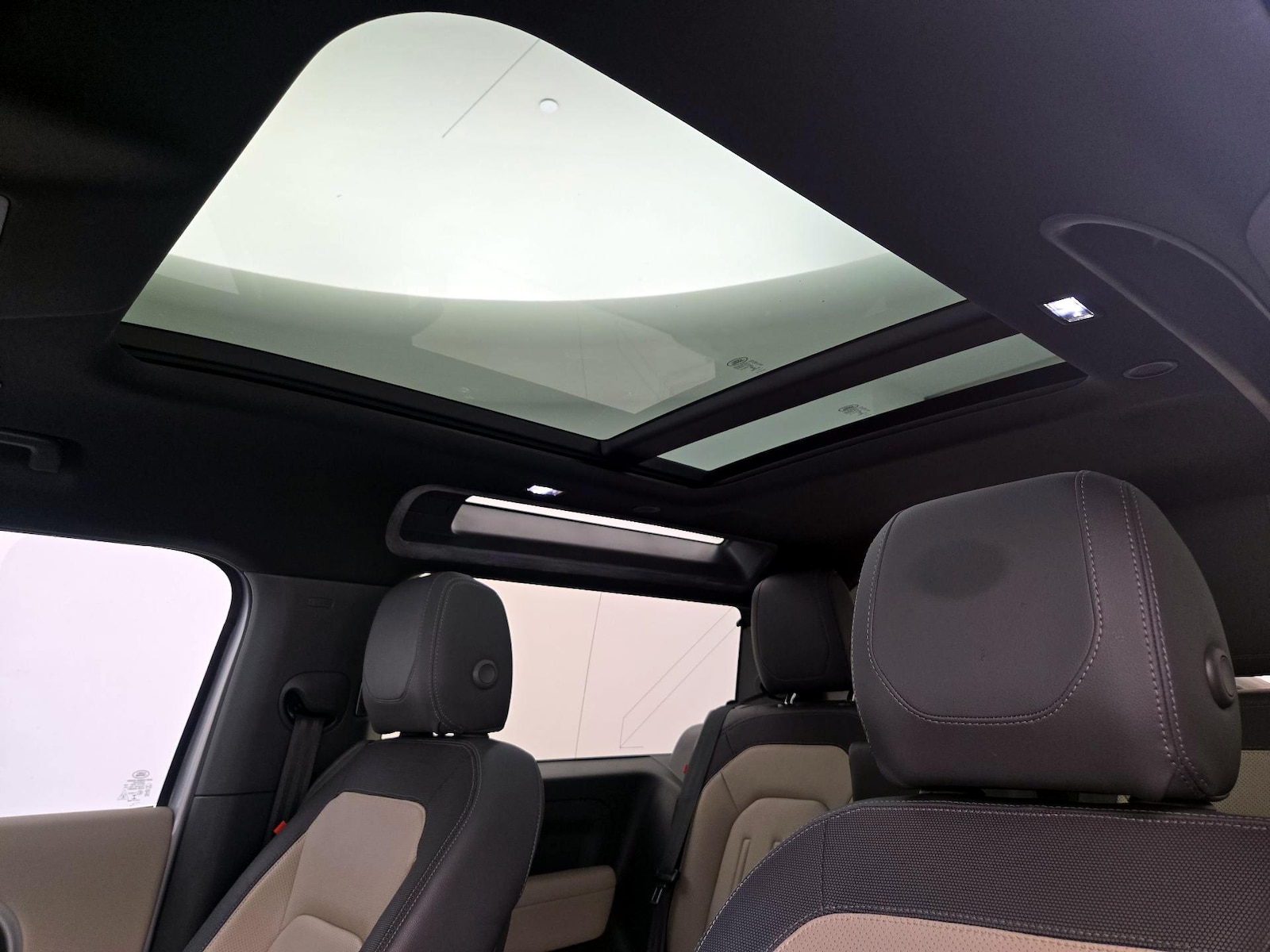 2022 Land Rover Defender X-Dynamic S - Photo 20