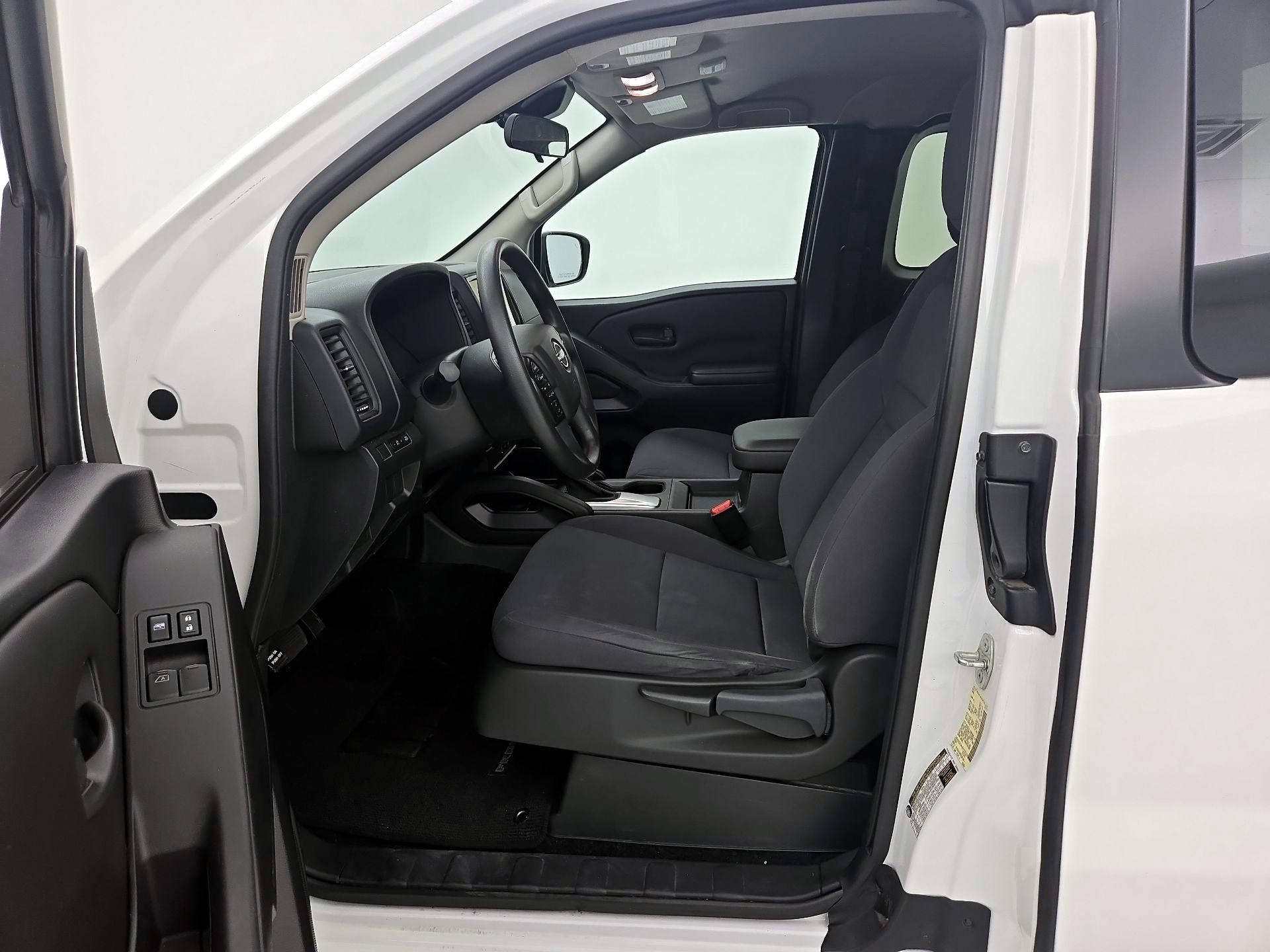 Thumbnail: 2023 Nissan Frontier - 11