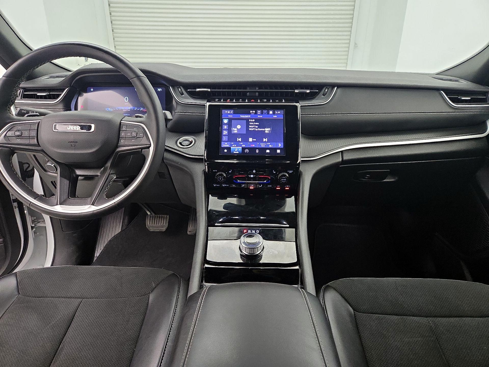 Thumbnail: 2023 Jeep Grand Cherokee - 9