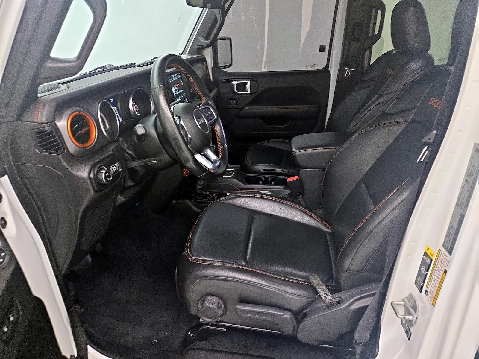 2022 Jeep Gladiator Mojave - Photo 12