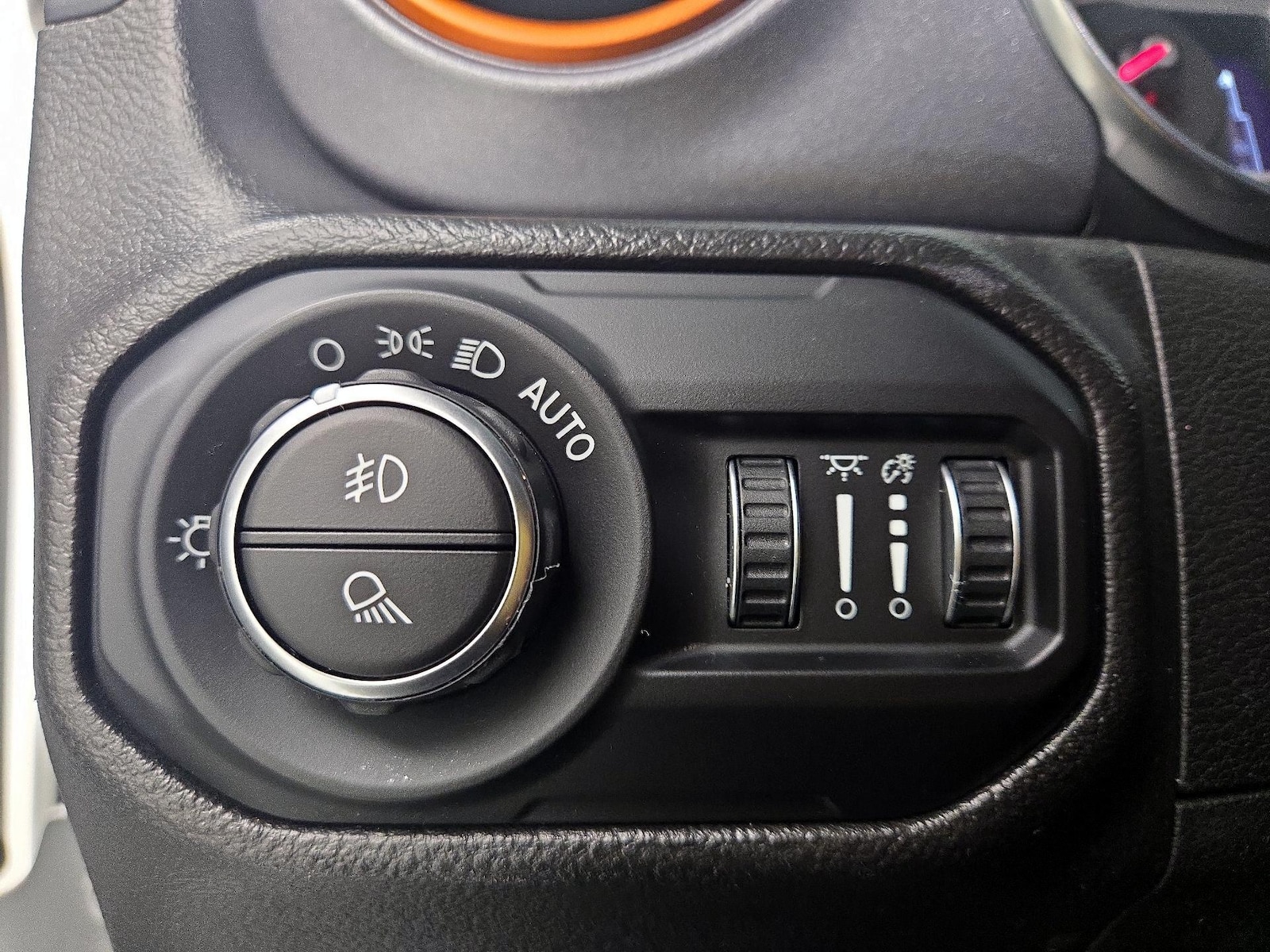 2022 Jeep Gladiator Mojave - Photo 14