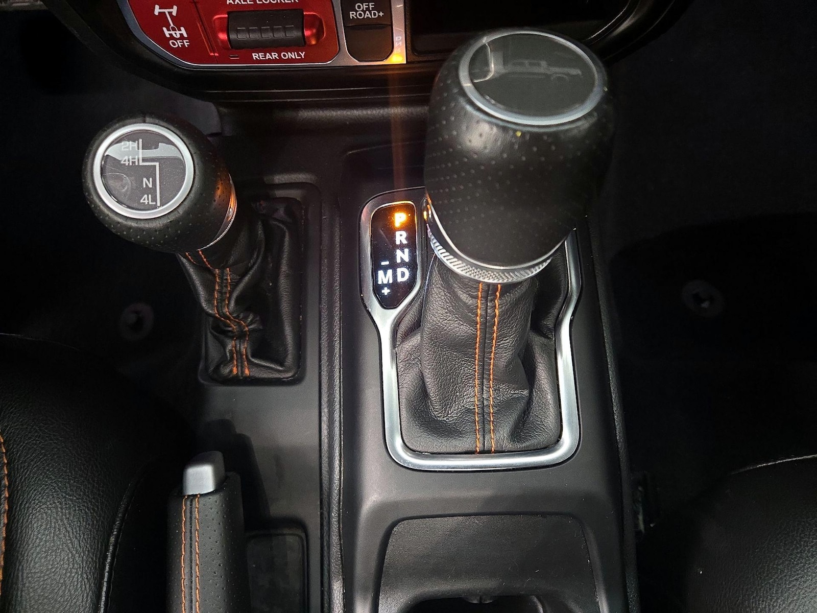 2022 Jeep Gladiator Mojave - Photo 18