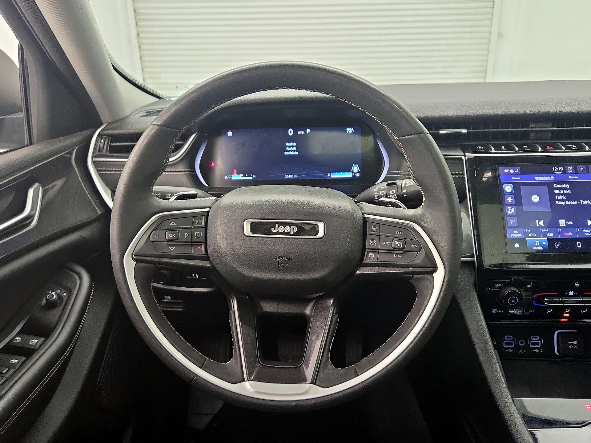 Thumbnail: 2023 Jeep Grand Cherokee - 10