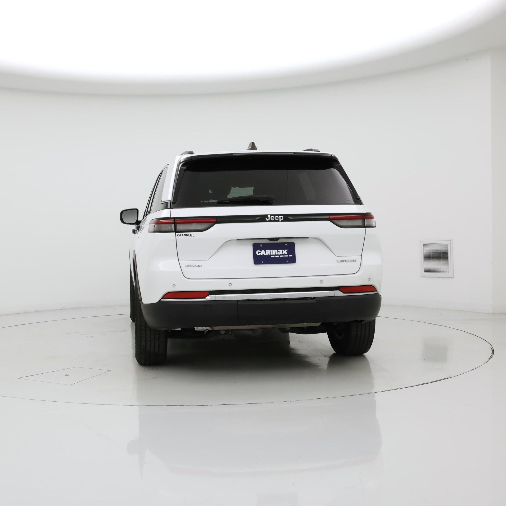 Thumbnail: 2023 Jeep Grand Cherokee - 6