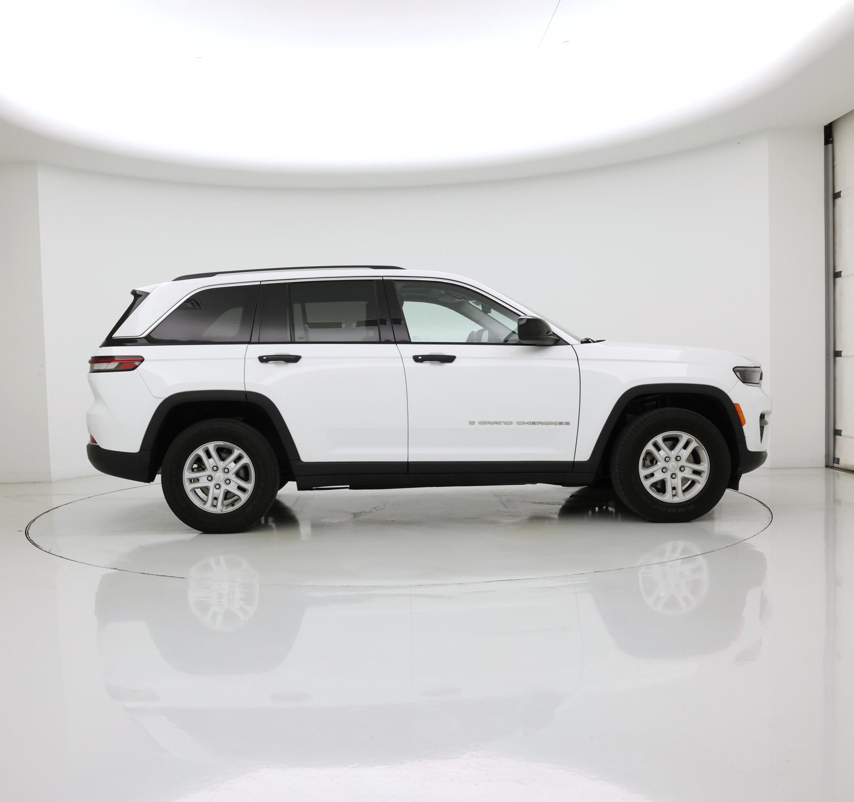 Thumbnail: 2023 Jeep Grand Cherokee - 7