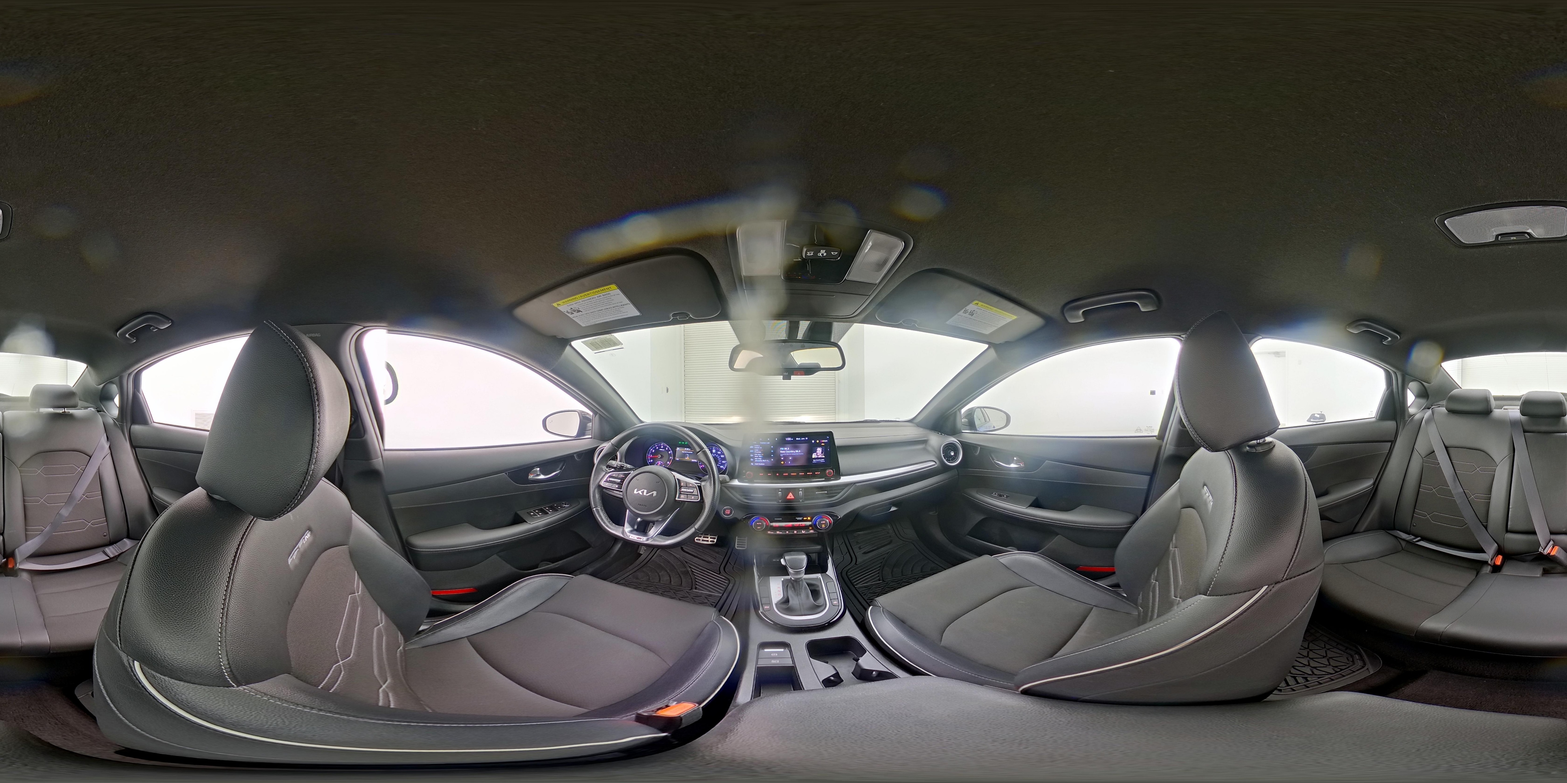 2024 Kia Forte GT-Line - Photo 25