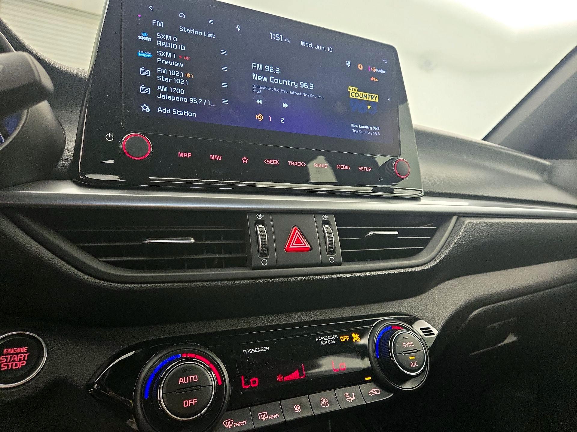 Thumbnail: 2024 Kia Forte - 17