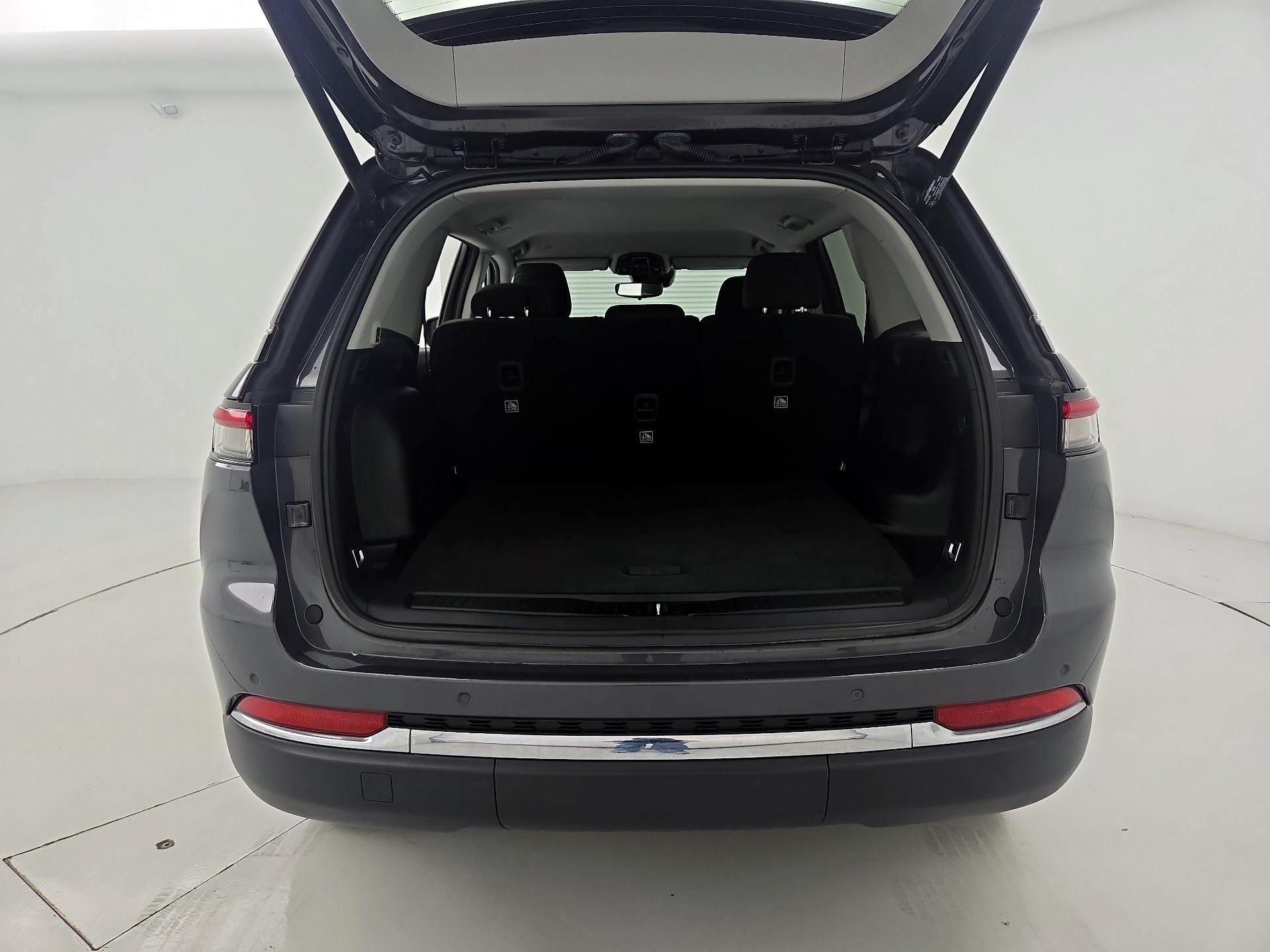 Thumbnail: 2023 Jeep Grand Cherokee - 20
