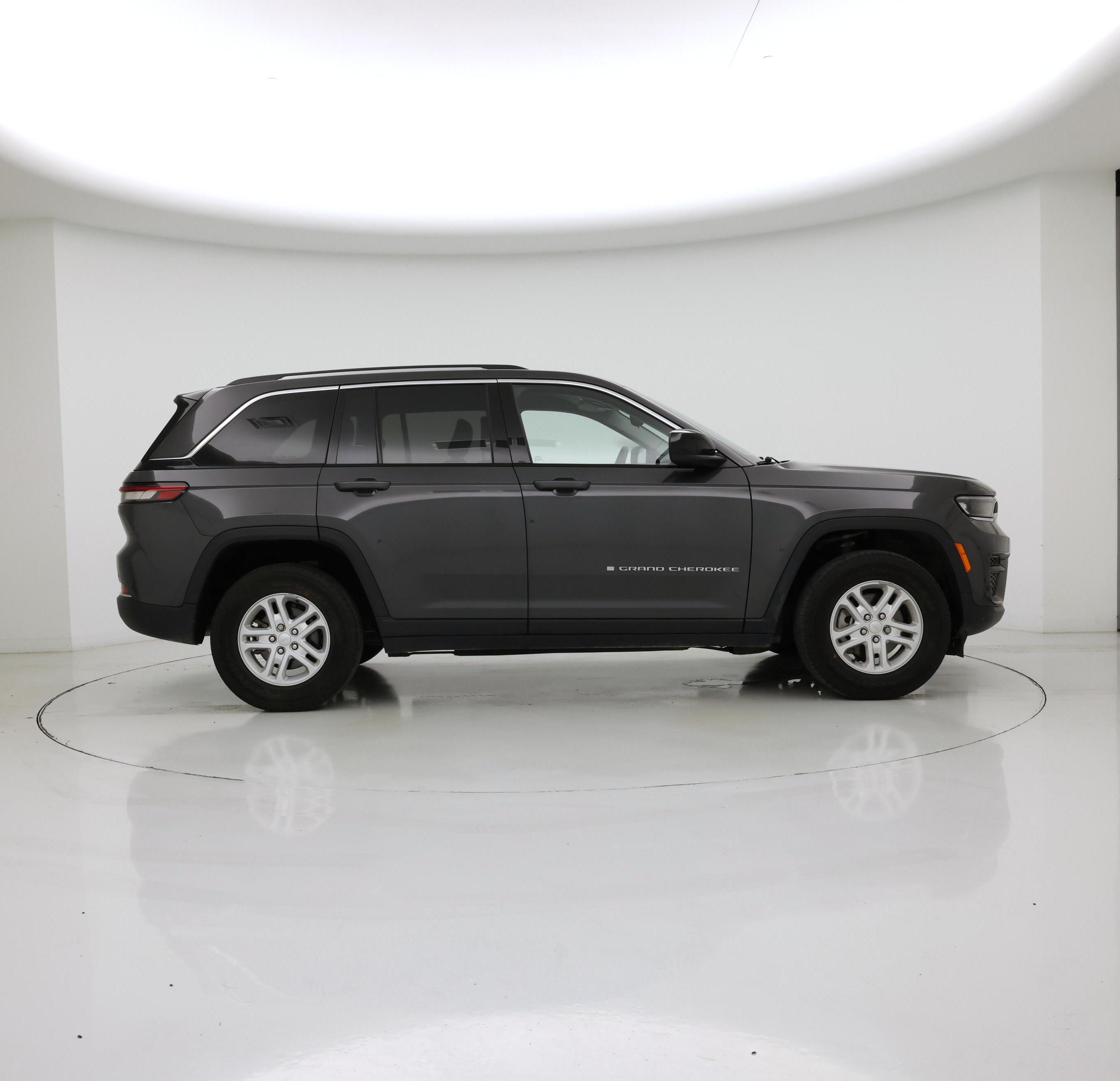Thumbnail: 2023 Jeep Grand Cherokee - 7