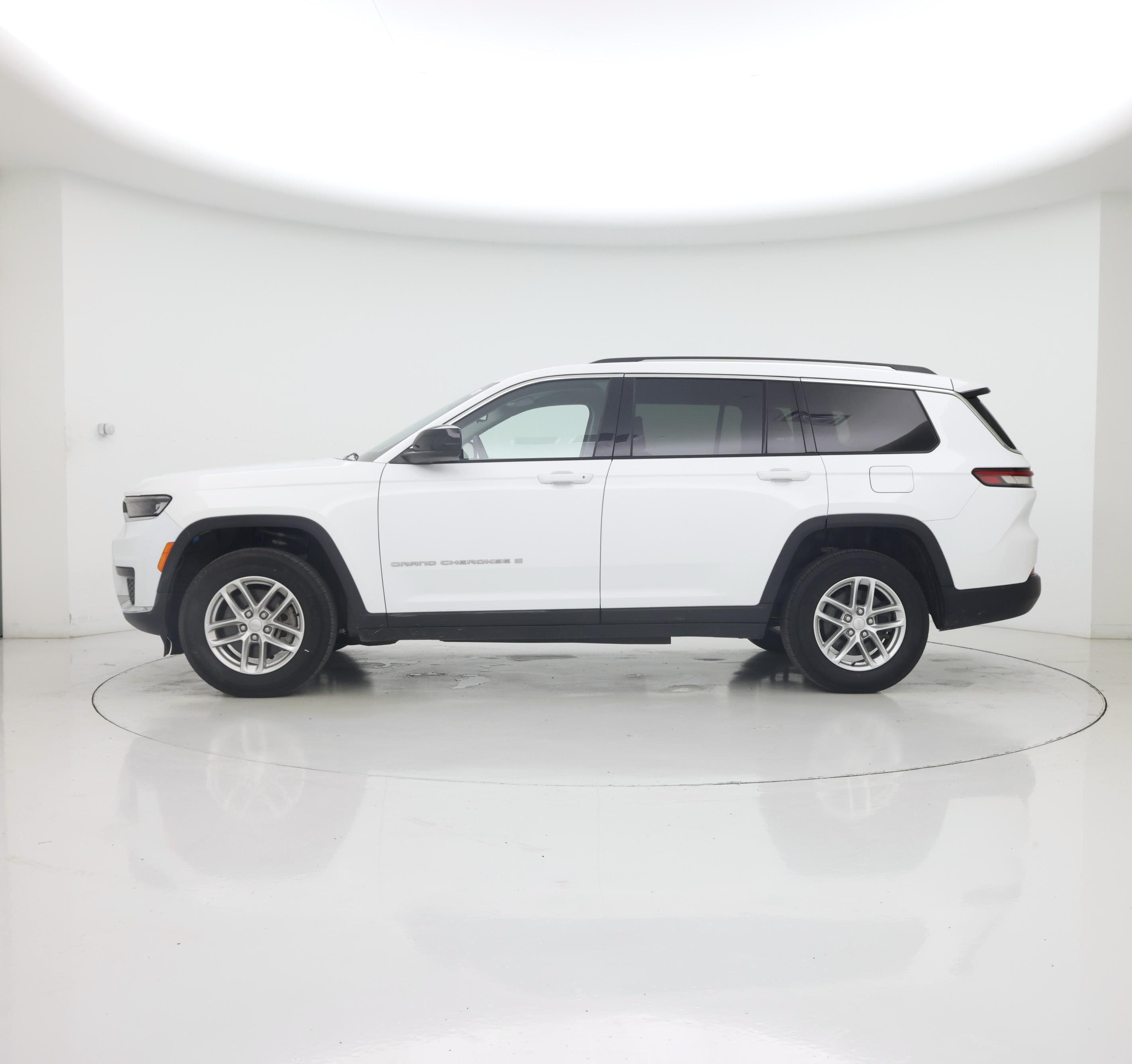 Thumbnail: 2023 Jeep Grand Cherokee L - 3