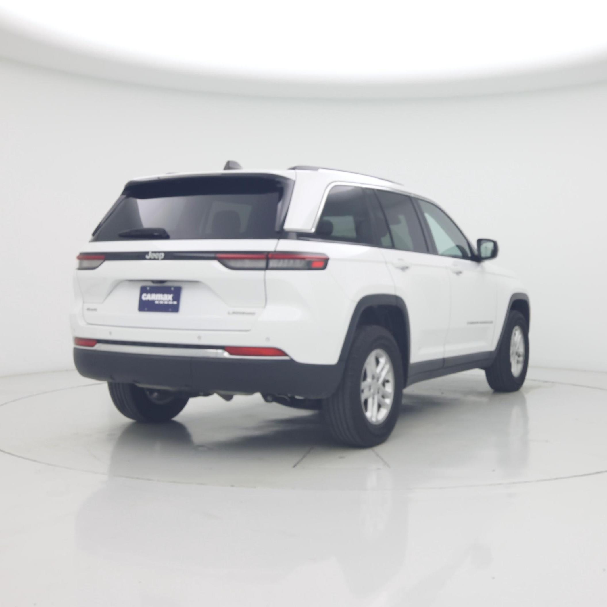 Thumbnail: 2023 Jeep Grand Cherokee - 8