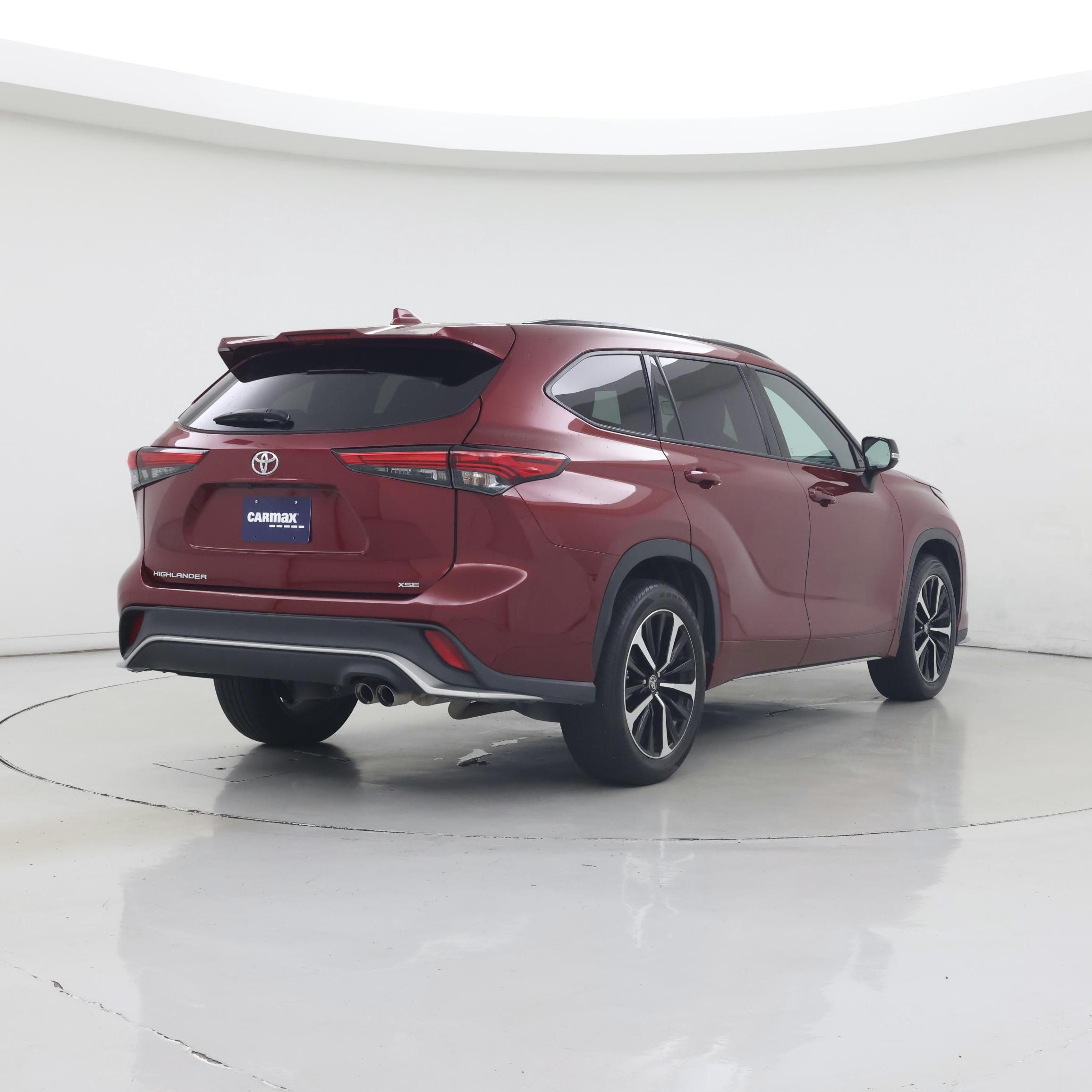 Thumbnail: 2022 Toyota Highlander - 8