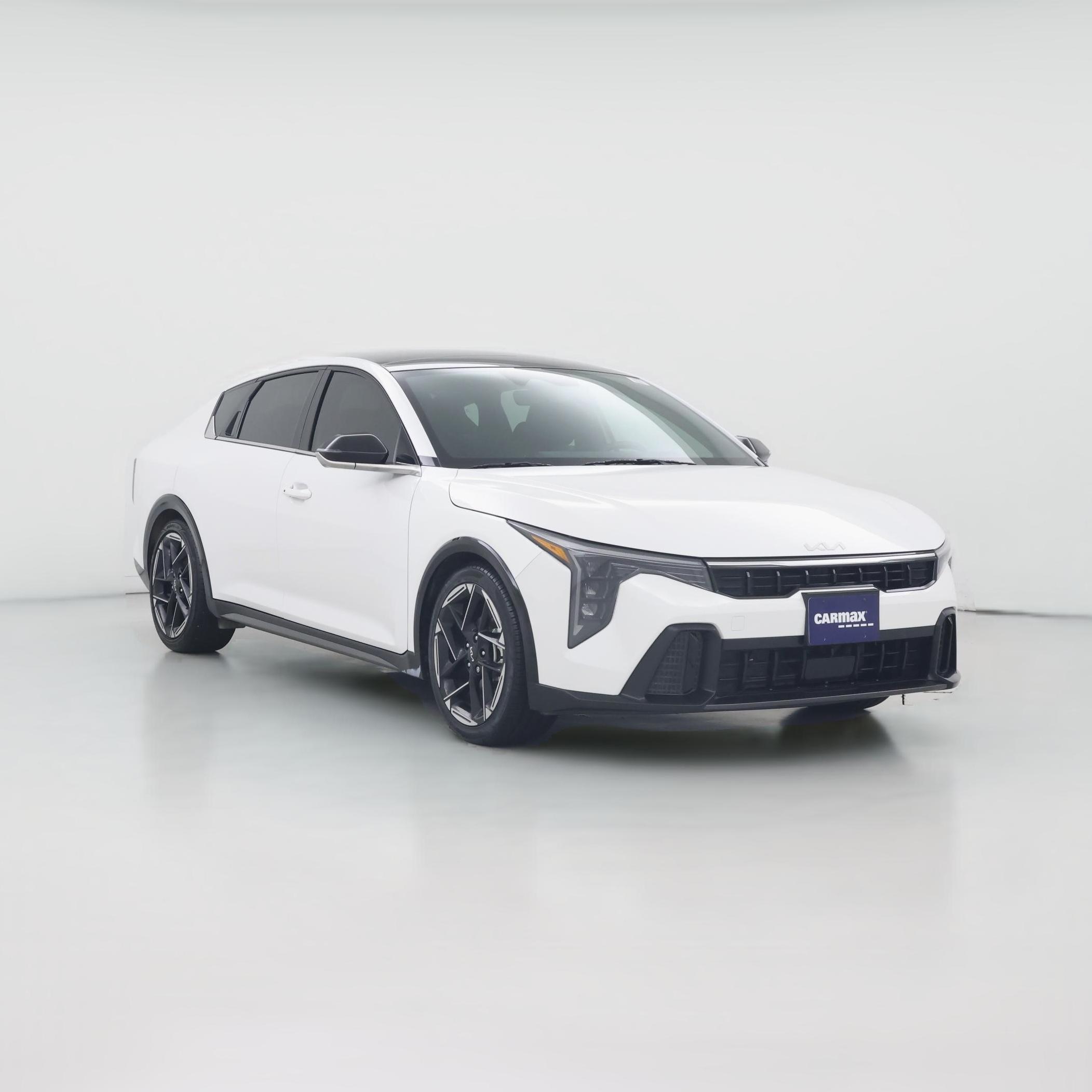 Thumbnail: 2025 Kia K4 - 1