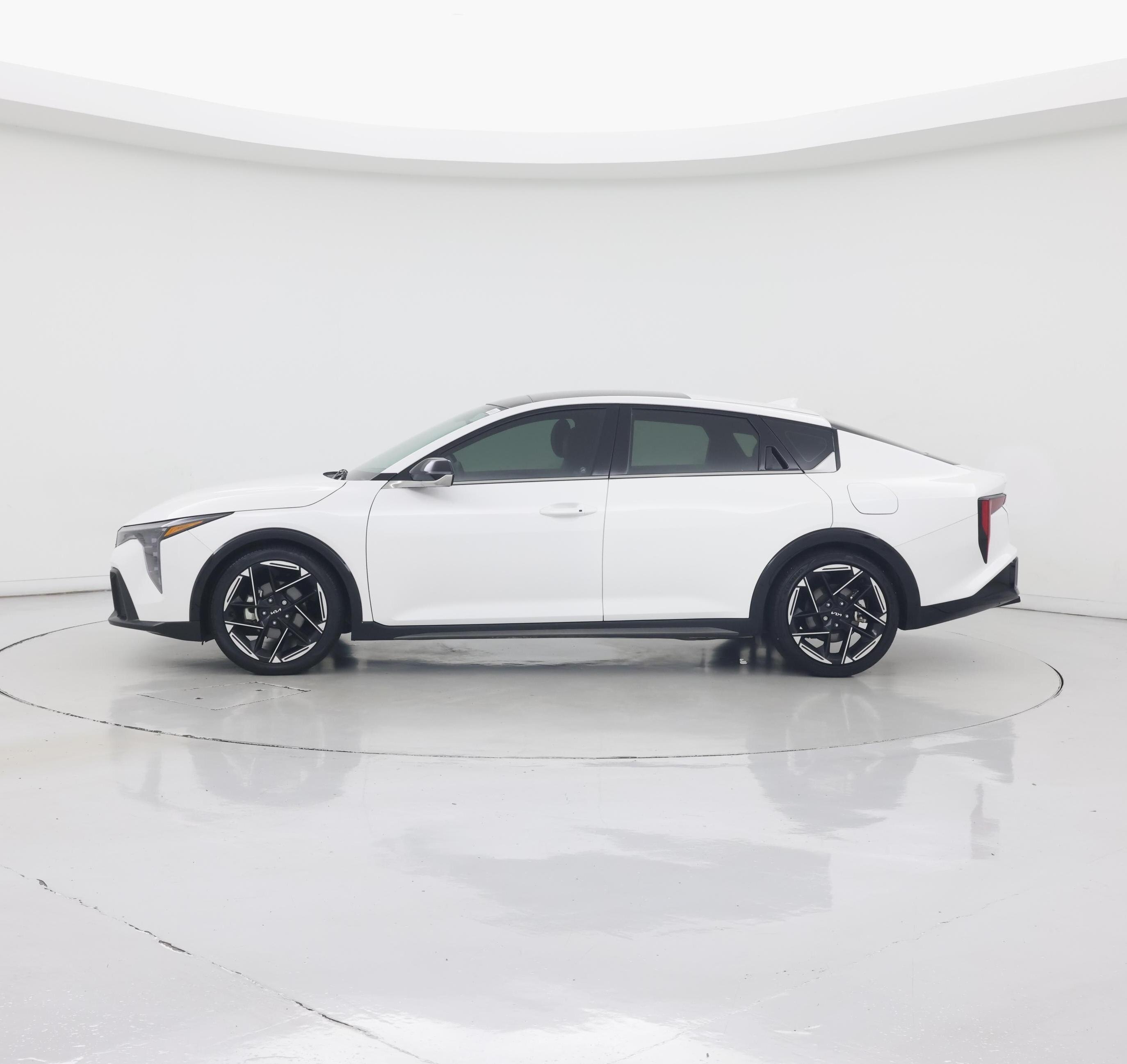 Thumbnail: 2025 Kia K4 - 3