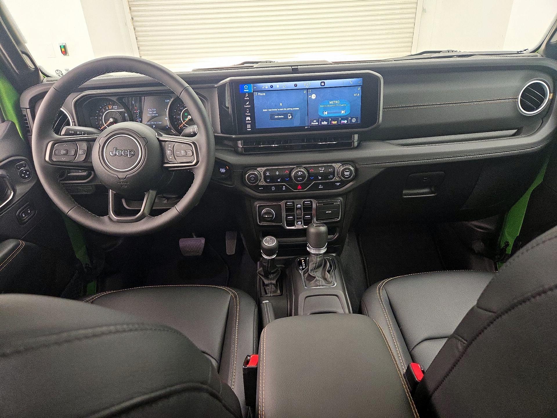 Thumbnail: 2025 Jeep Gladiator - 9