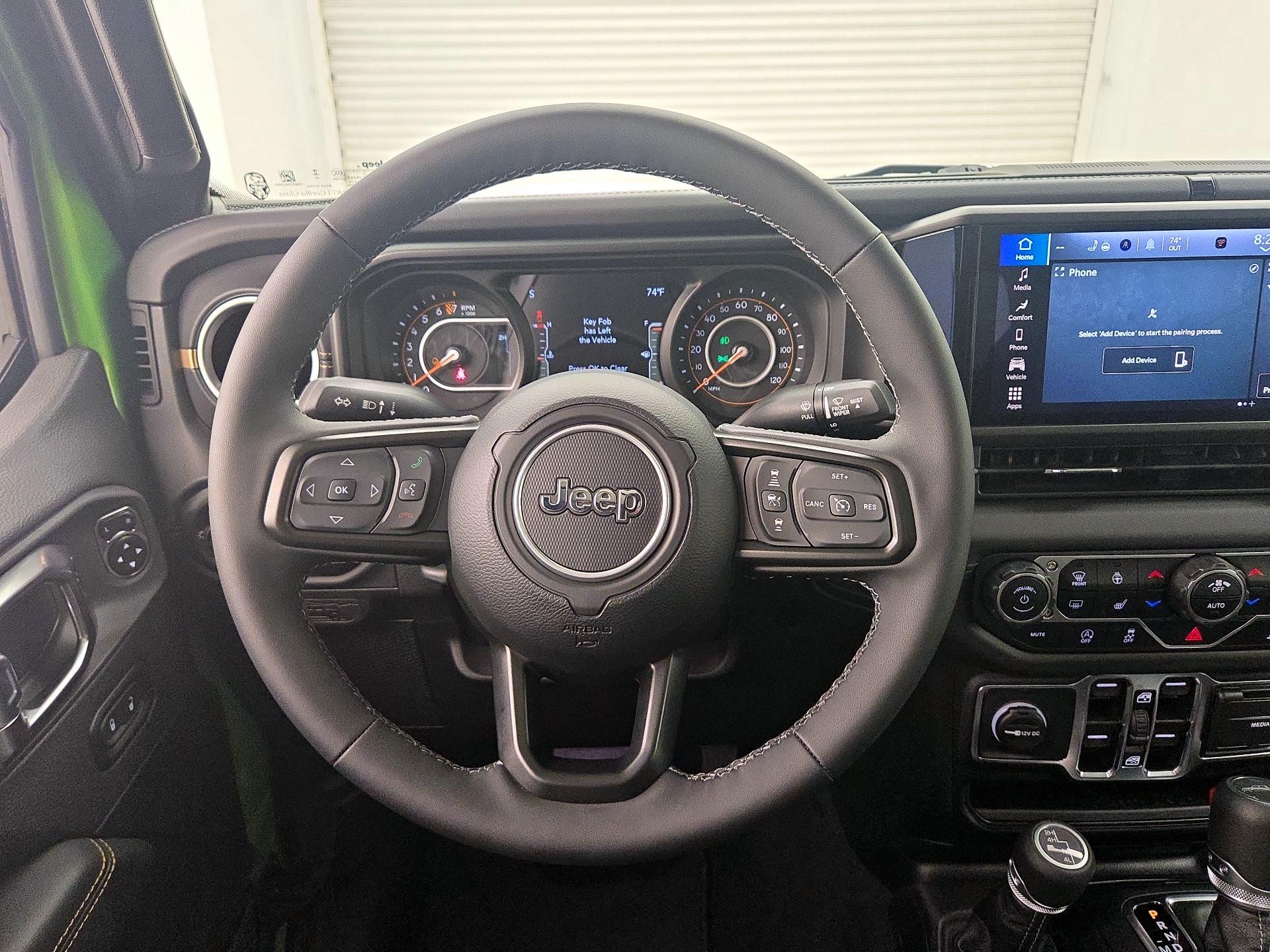 Thumbnail: 2025 Jeep Gladiator - 10