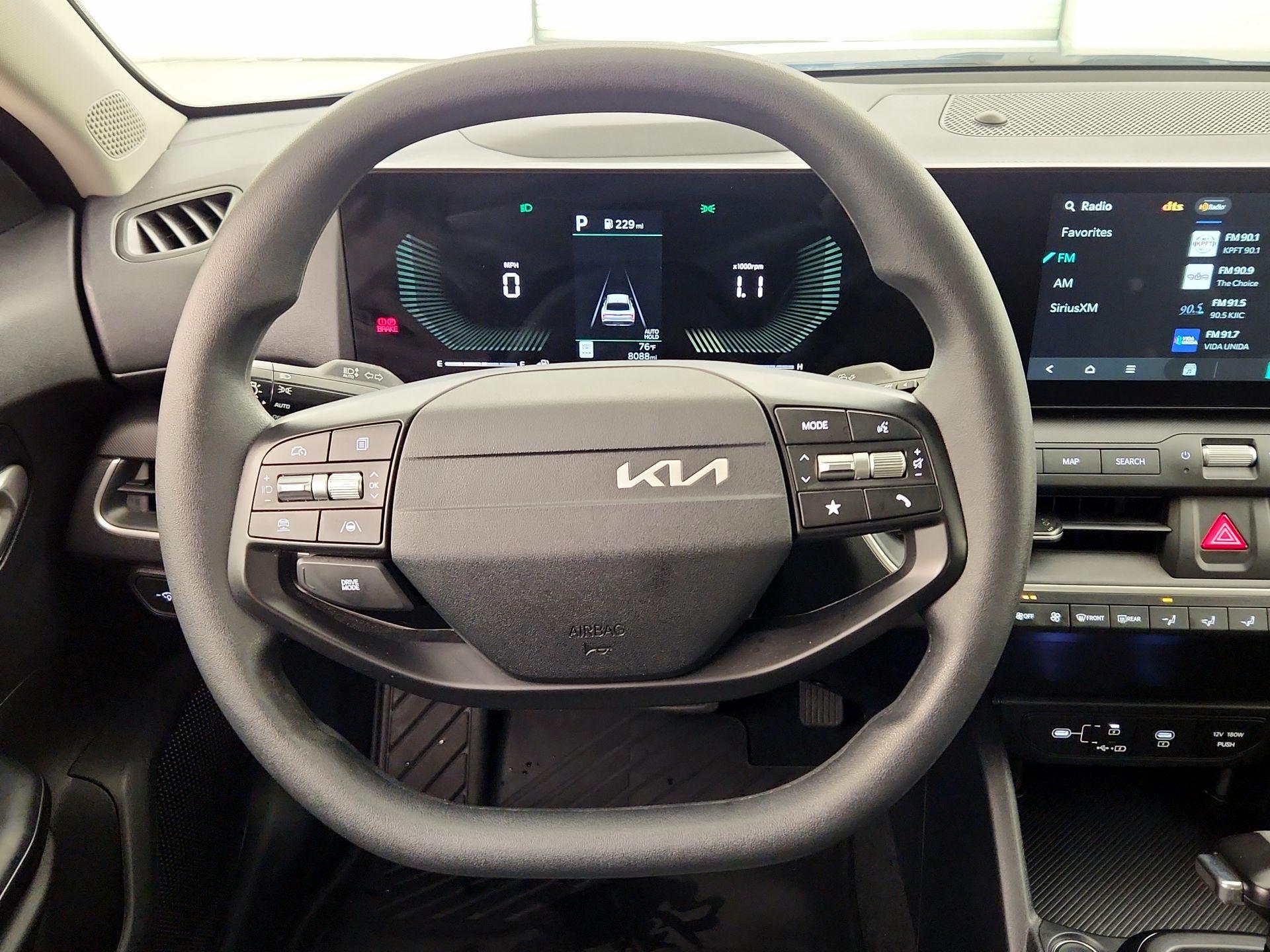 Thumbnail: 2025 Kia K4 - 10