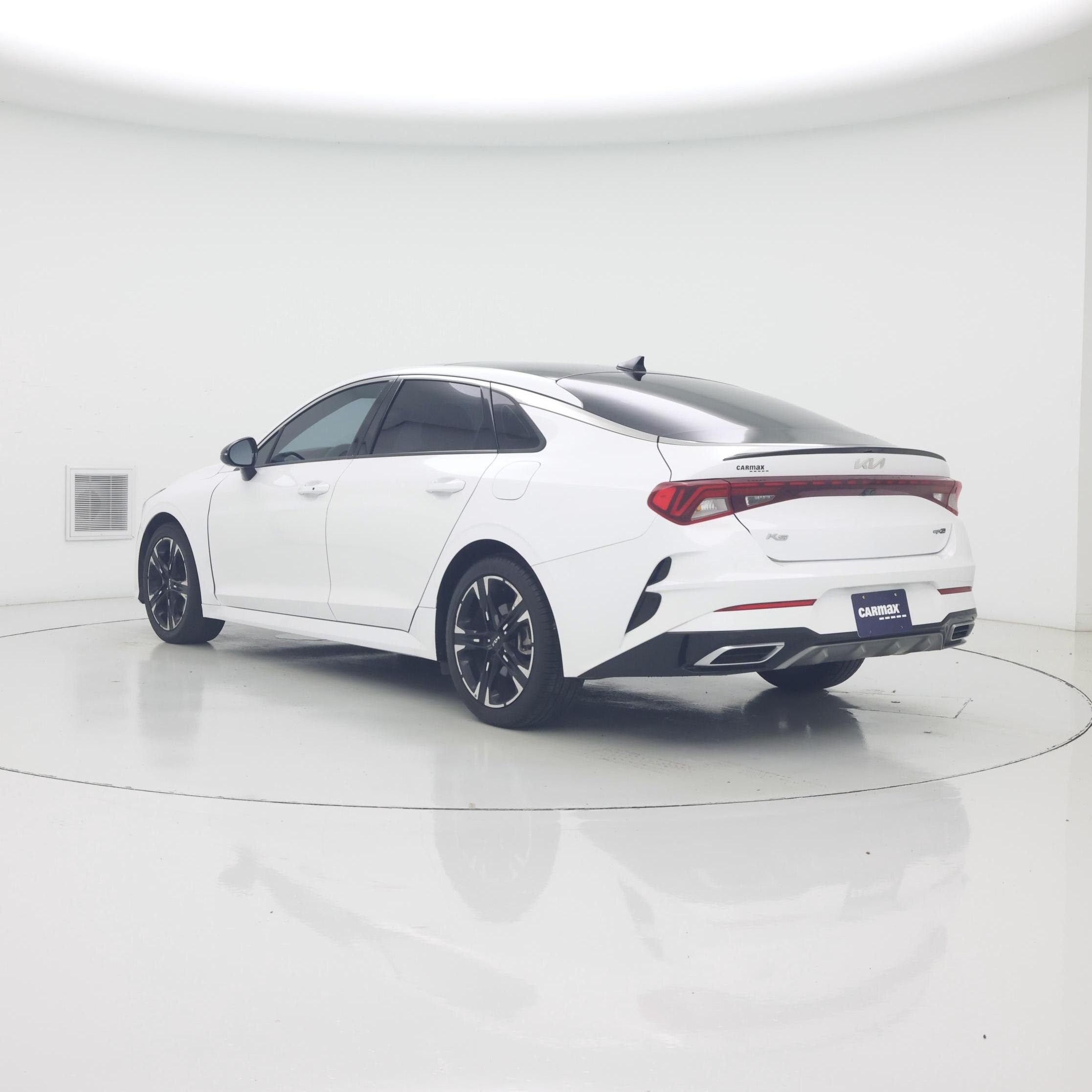 Thumbnail: 2022 Kia K5 - 2