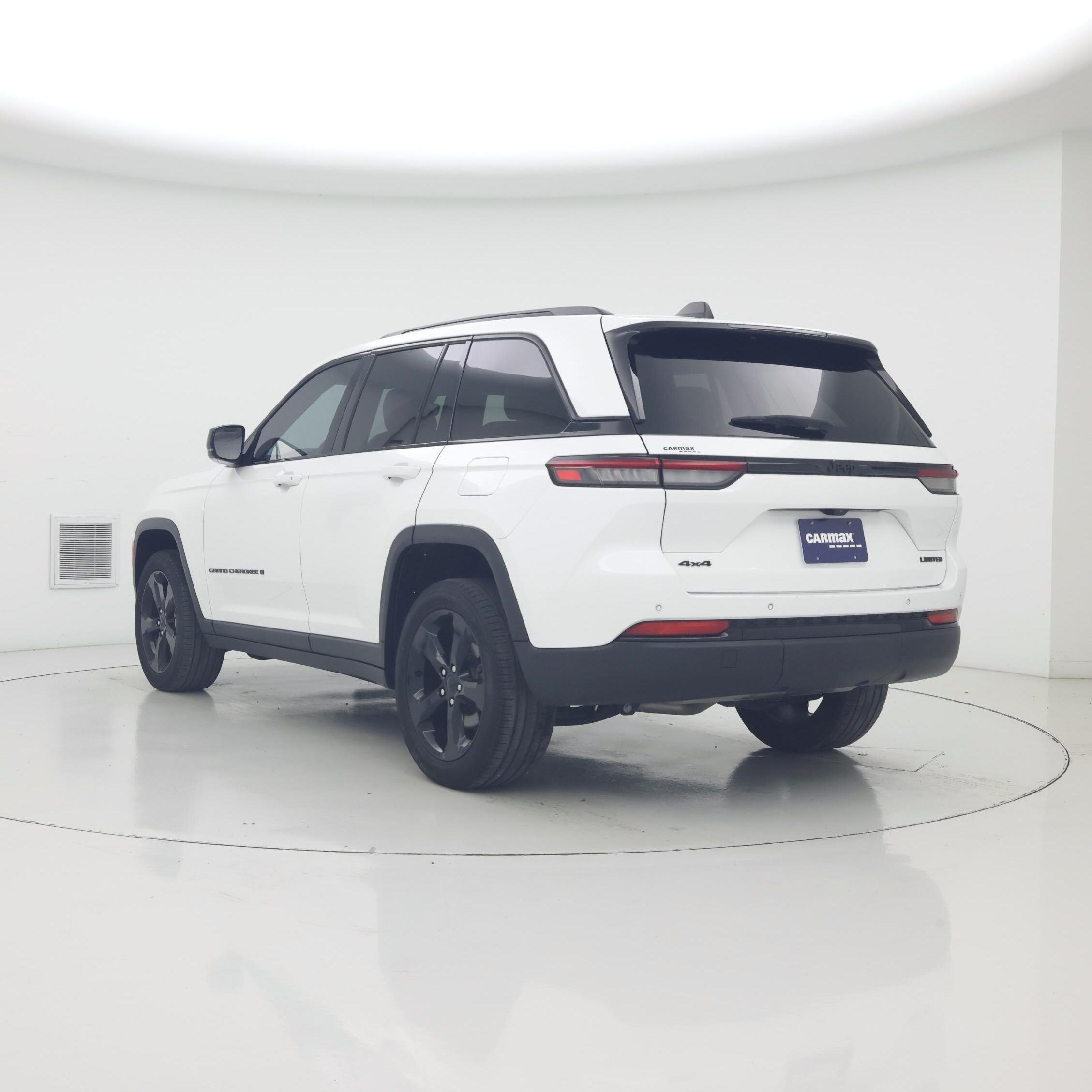 Thumbnail: 2023 Jeep Grand Cherokee - 2