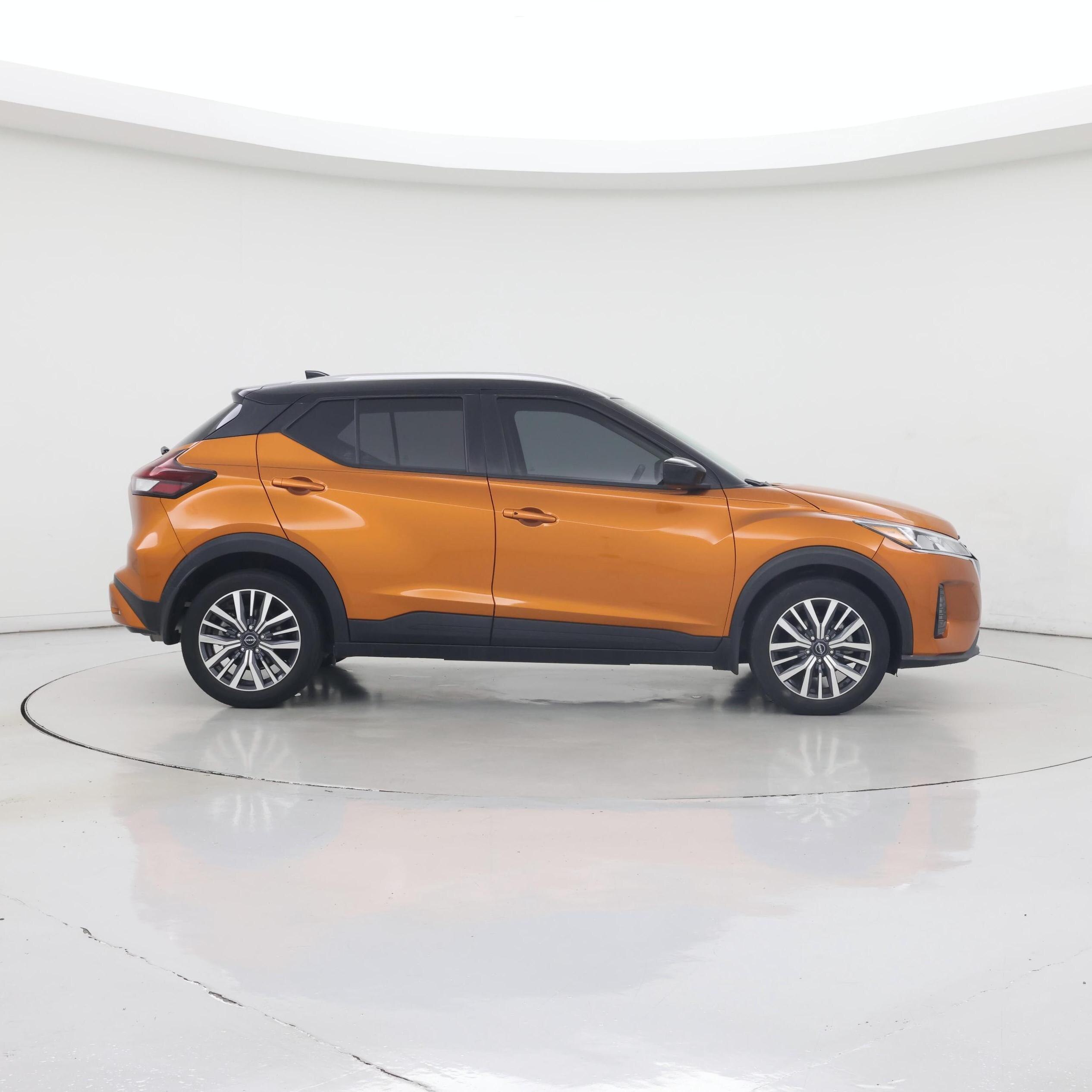 Thumbnail: 2023 Nissan Kicks - 7