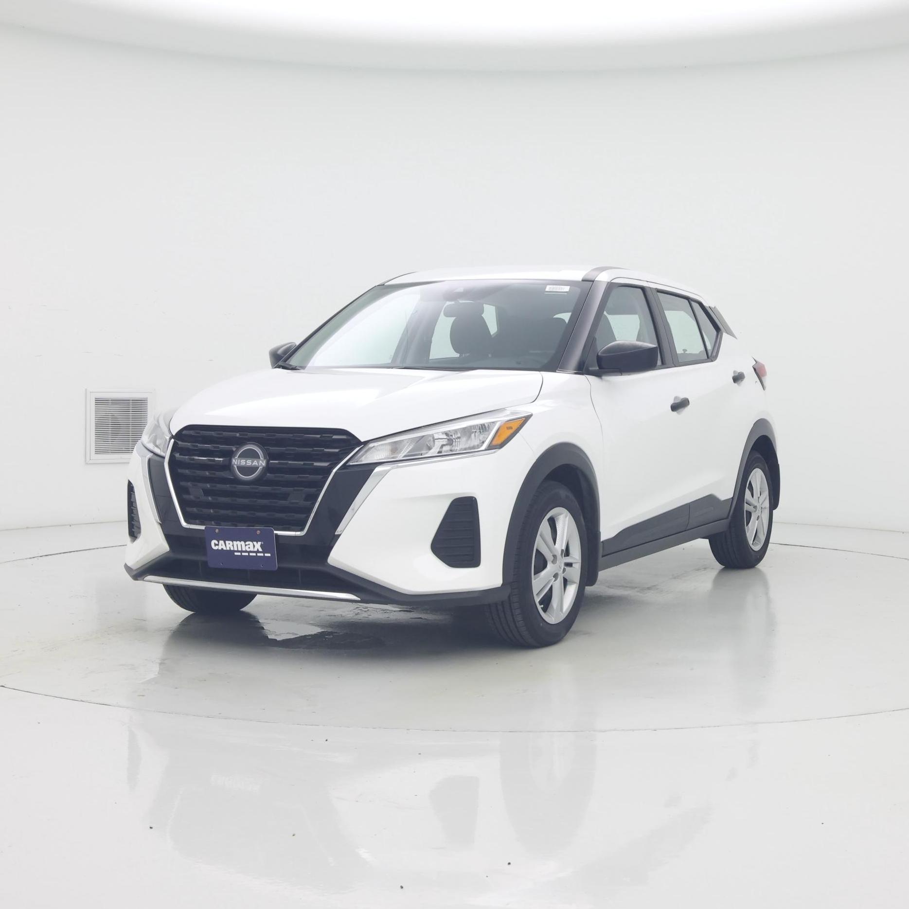 Thumbnail: 2024 Nissan Kicks - 4