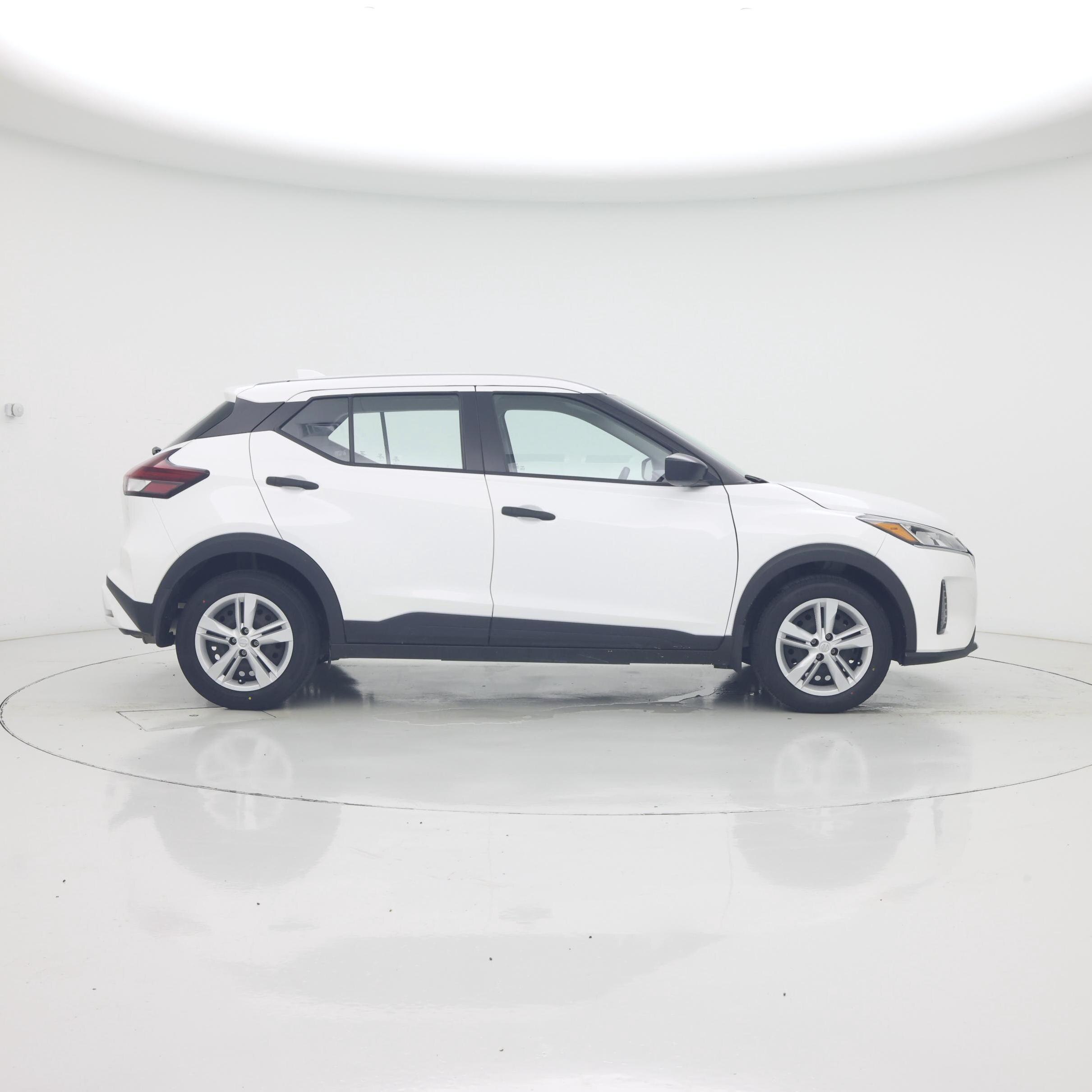 Thumbnail: 2024 Nissan Kicks - 7
