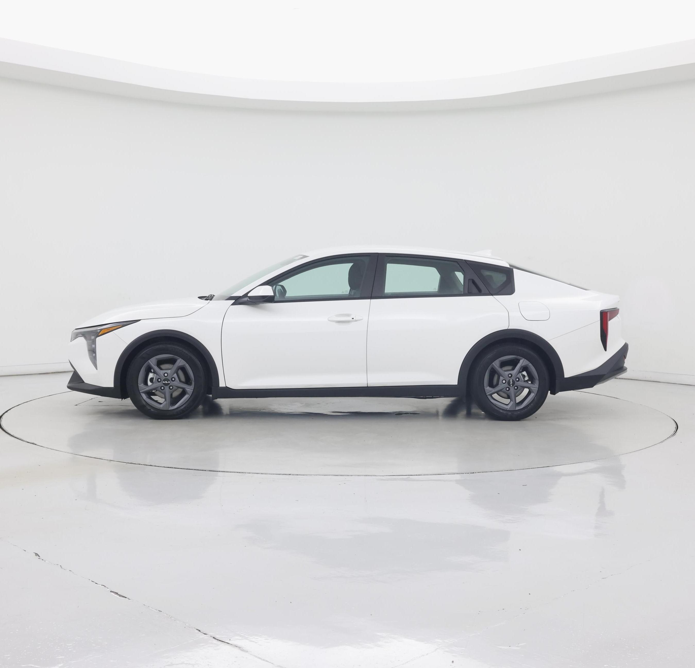 Thumbnail: 2025 Kia K4 - 3