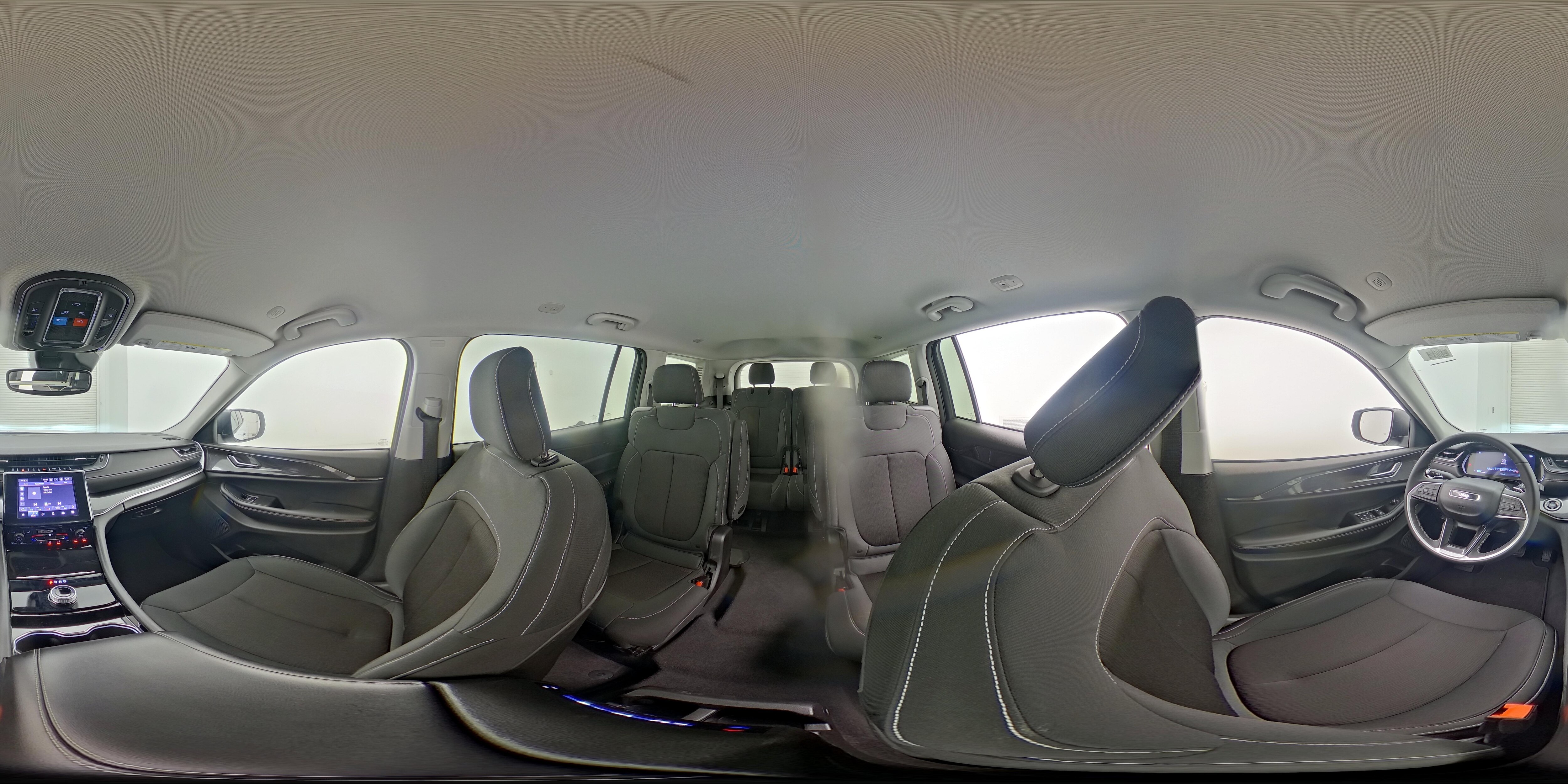 2023 Jeep Grand Cherokee L Laredo - Photo 25