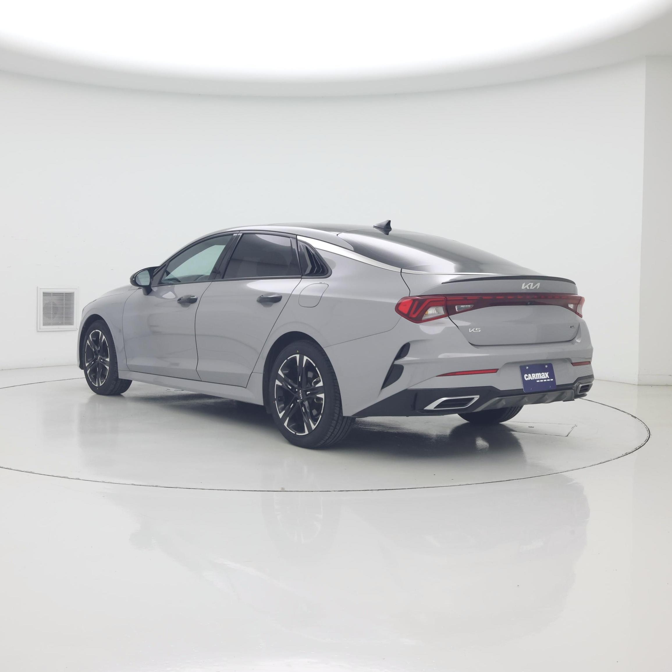 Thumbnail: 2023 Kia K5 - 2