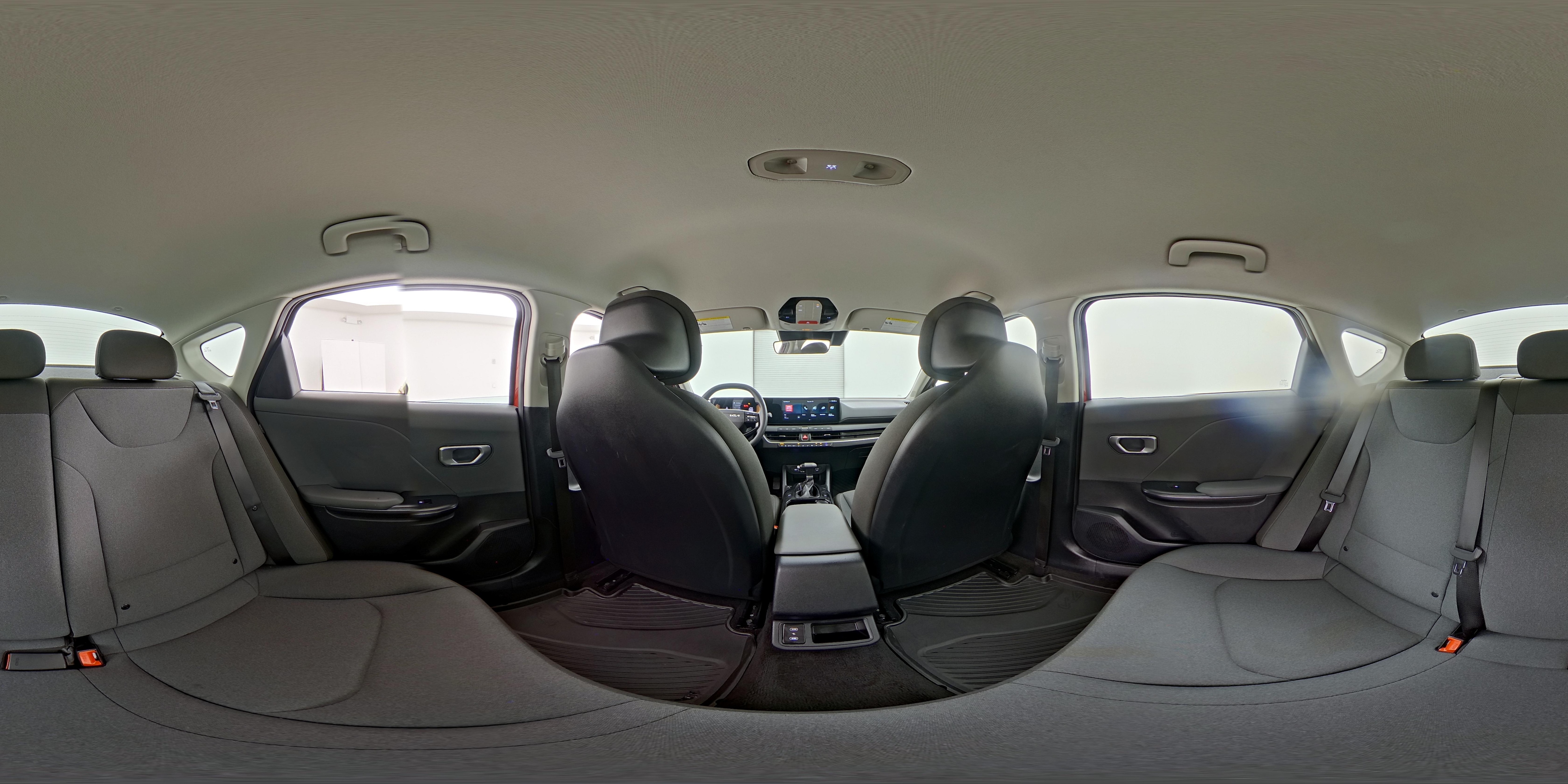2025 Kia K4 LXS - Photo 25