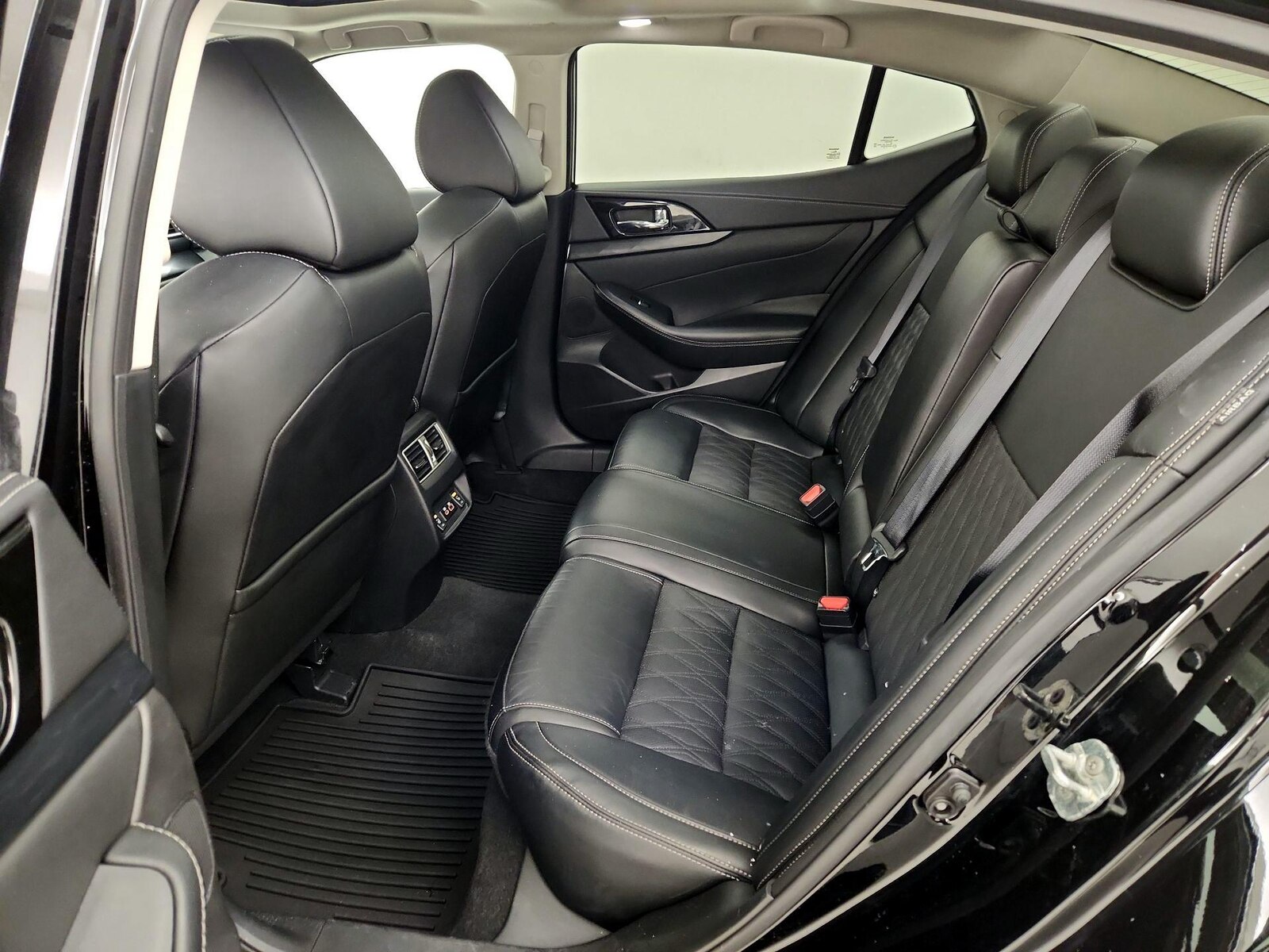 2023 Nissan Maxima Platinum - Photo 22