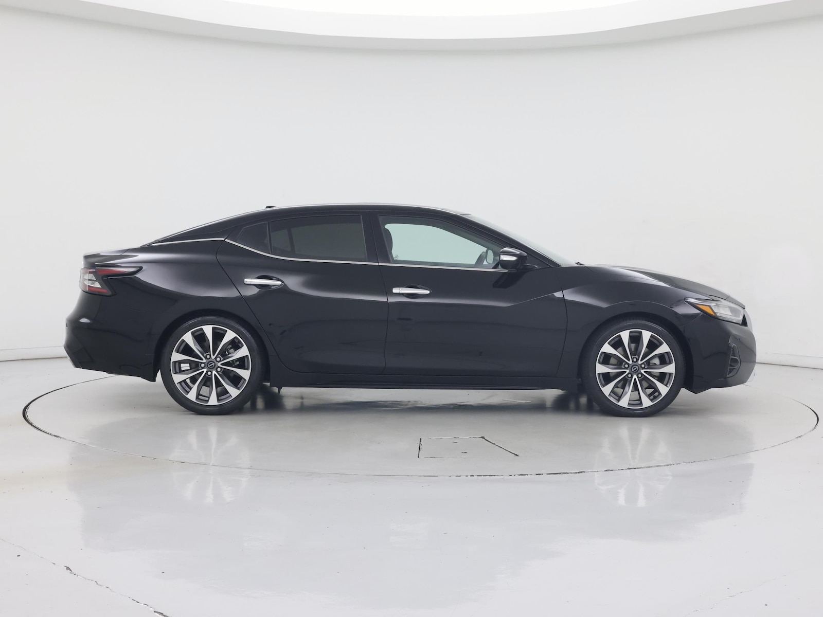 2023 Nissan Maxima Platinum - Photo 8
