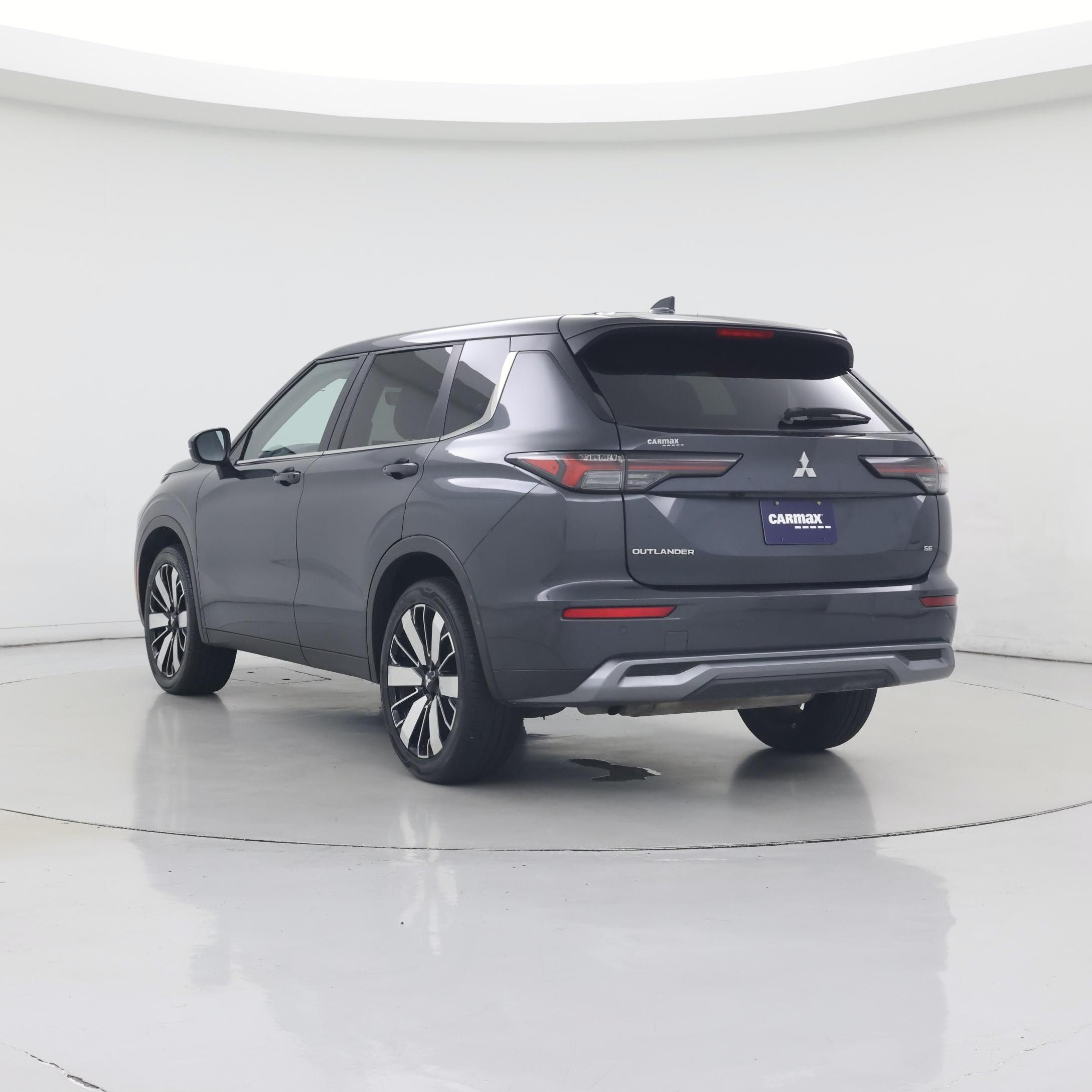 Thumbnail: 2025 Mitsubishi Outlander - 2