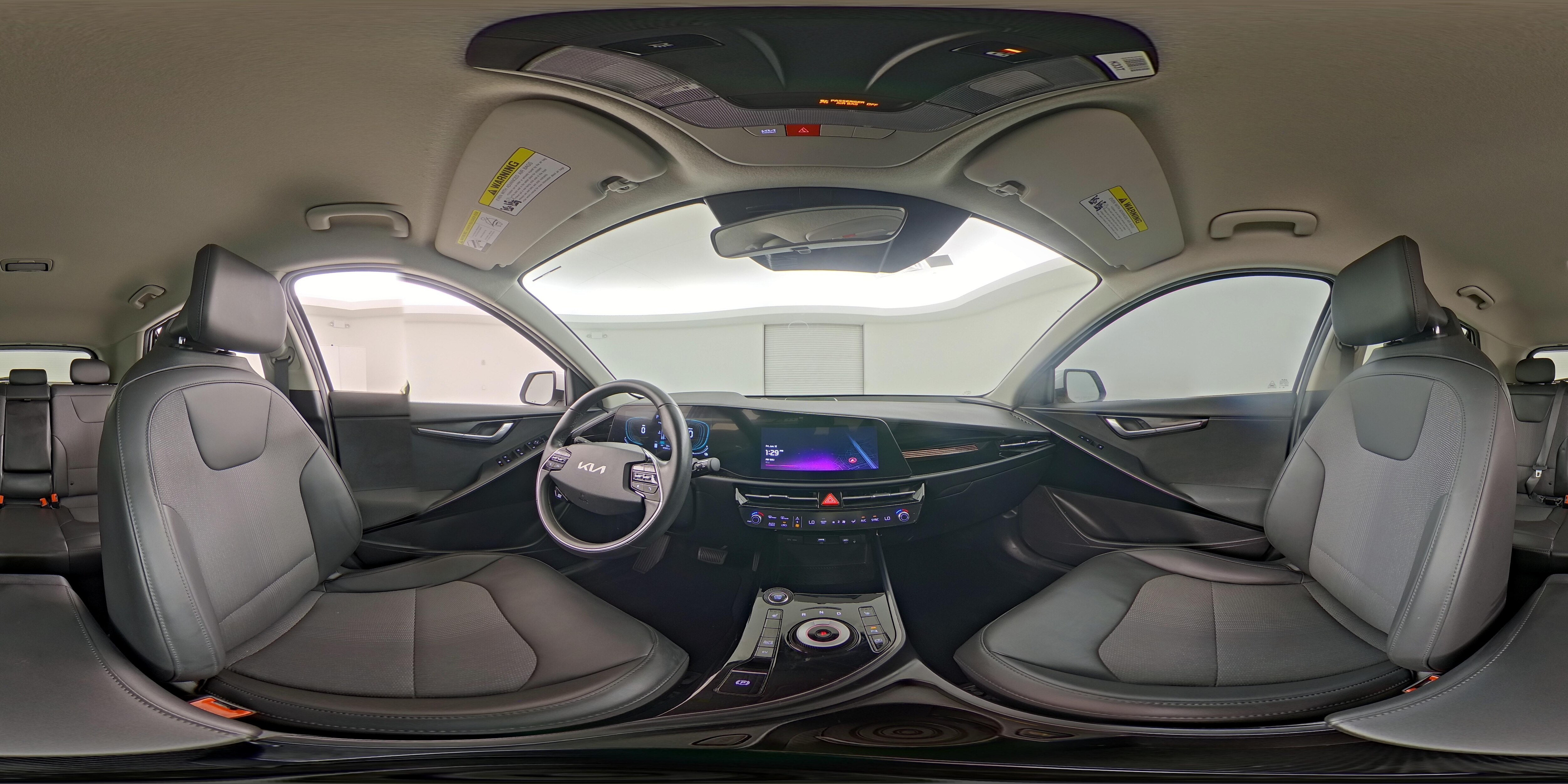 2023 Kia Niro EX - Photo 25