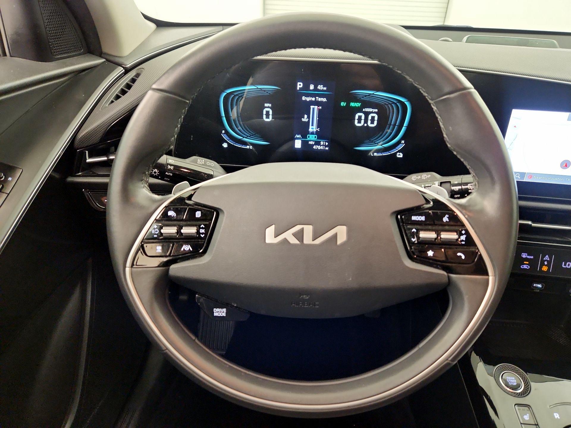 Thumbnail: 2023 Kia Niro - 10
