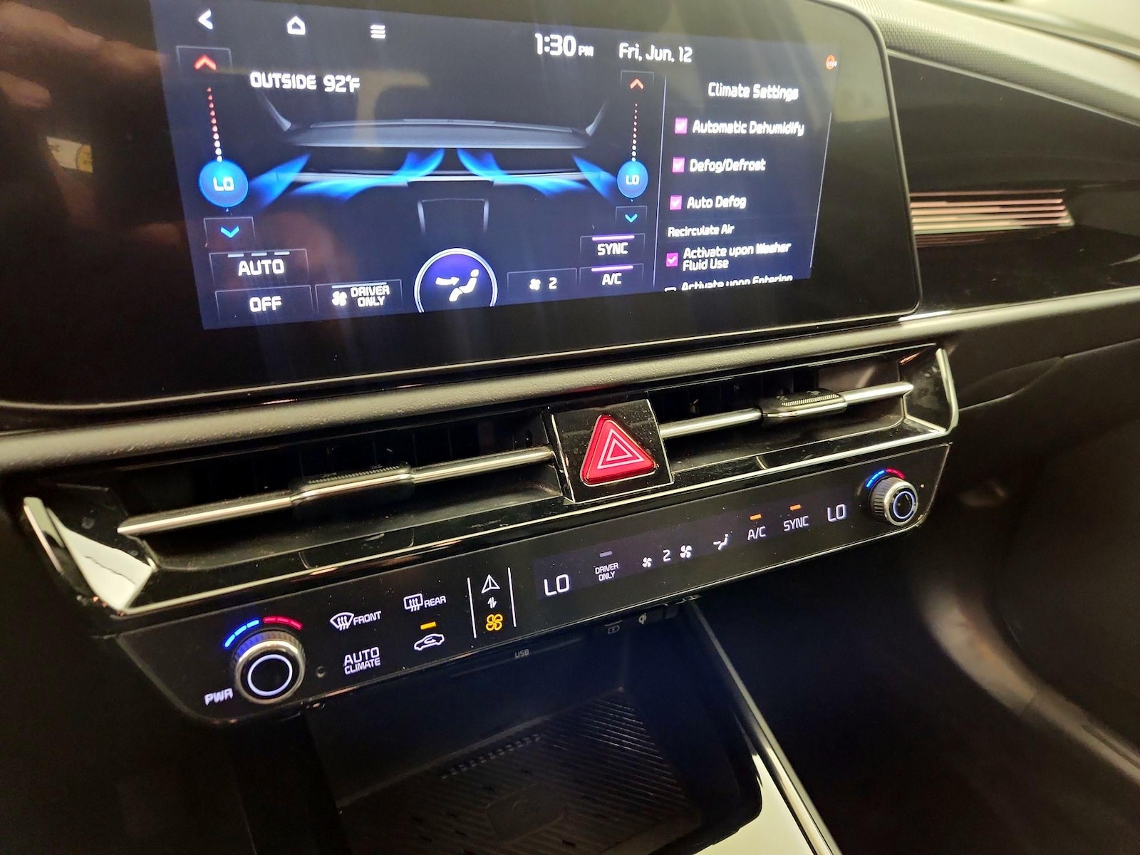 2023 Kia Niro EX - Photo 18