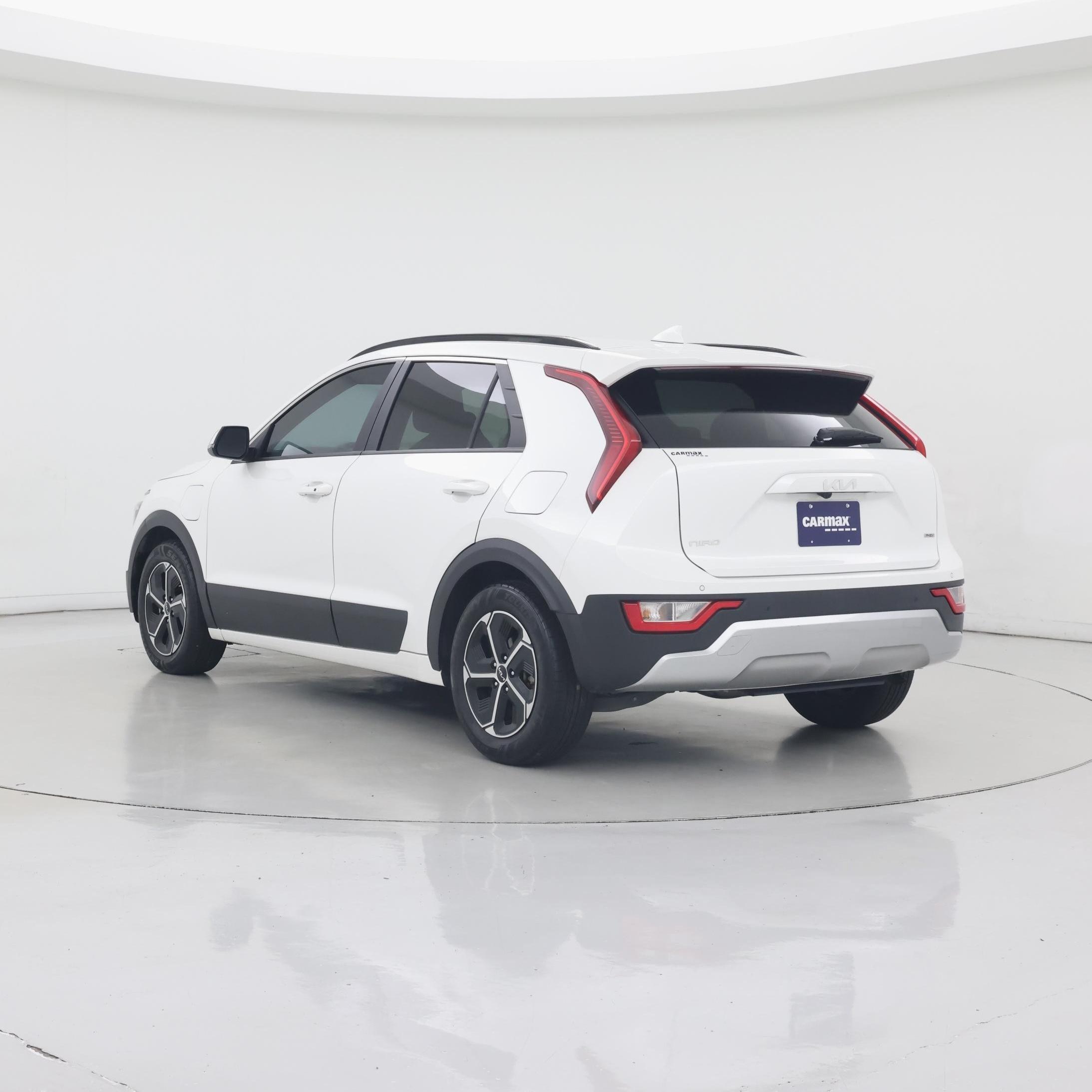 Thumbnail: 2023 Kia Niro - 2