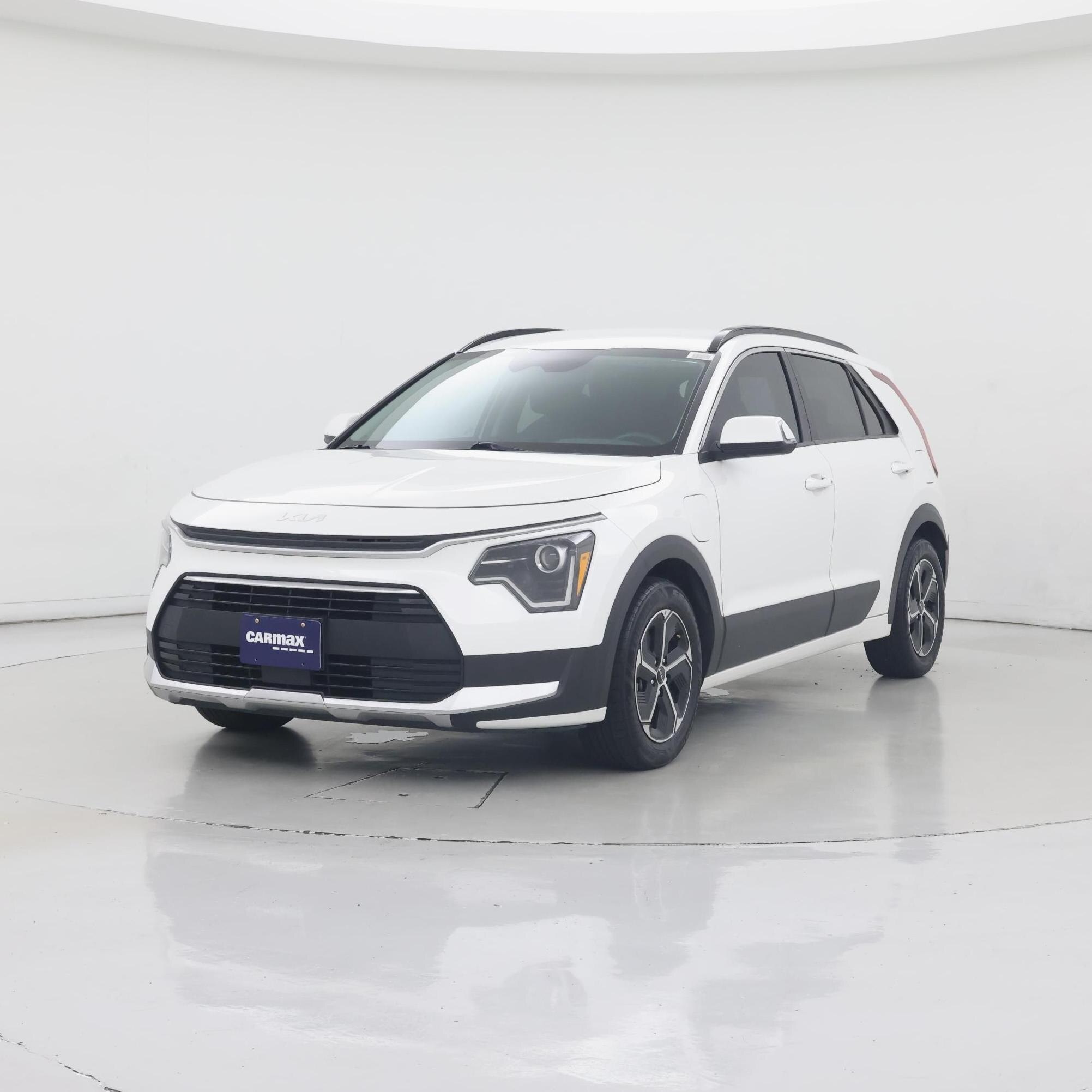 Thumbnail: 2023 Kia Niro - 4