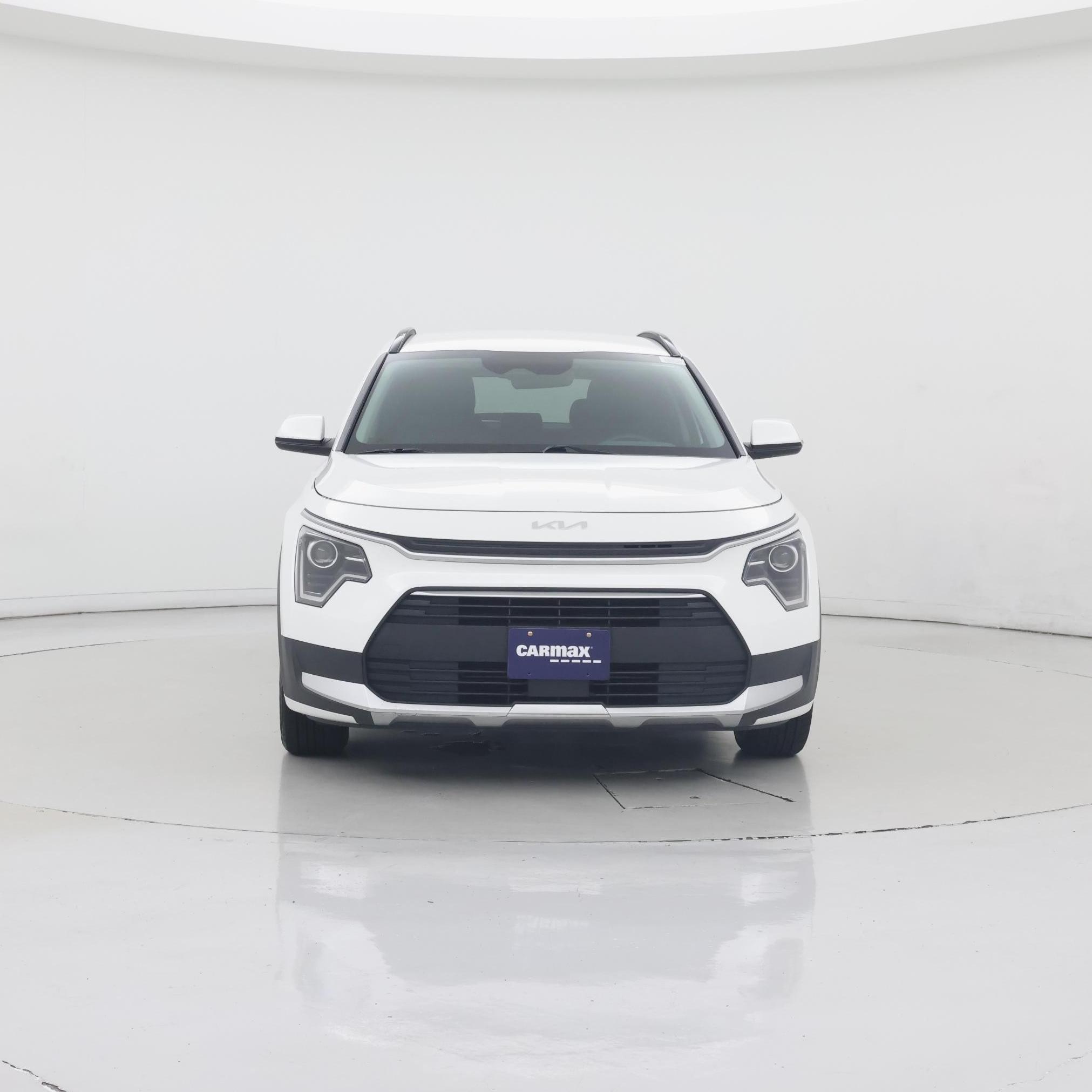 Thumbnail: 2023 Kia Niro - 5