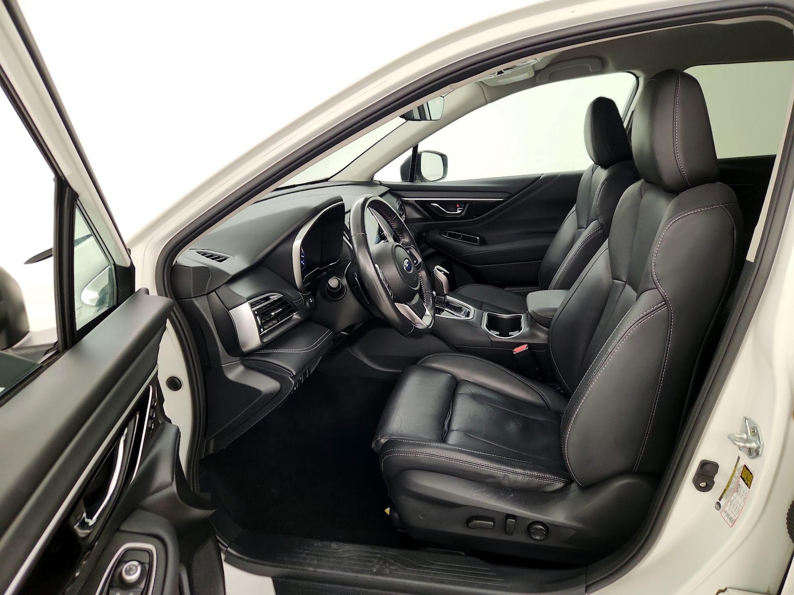 2023 Subaru Outback Limited - Photo 12