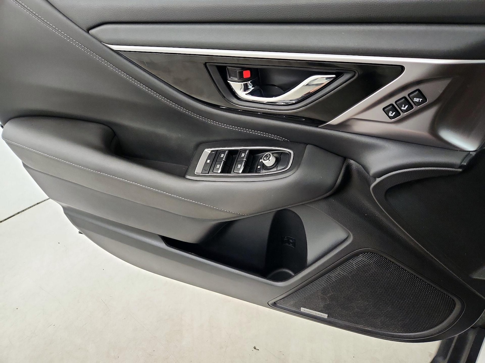 2023 Subaru Outback Limited - Photo 13