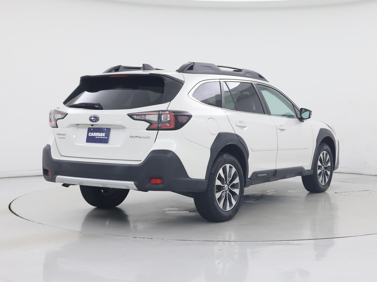 2023 Subaru Outback Limited - Photo 9