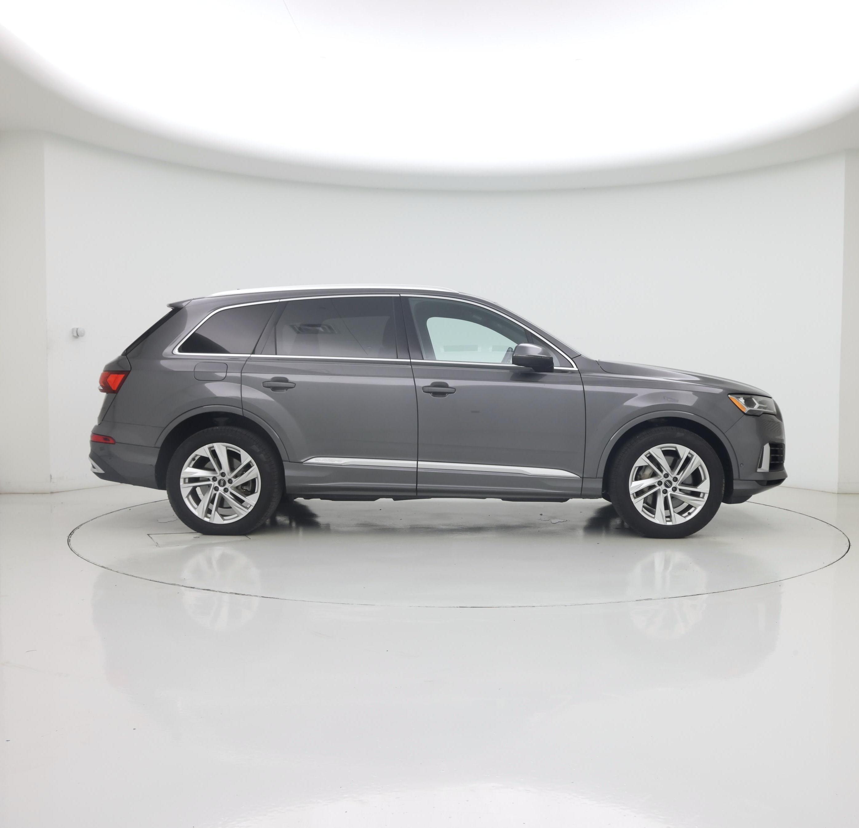 Thumbnail: 2021 Audi Q7 - 7